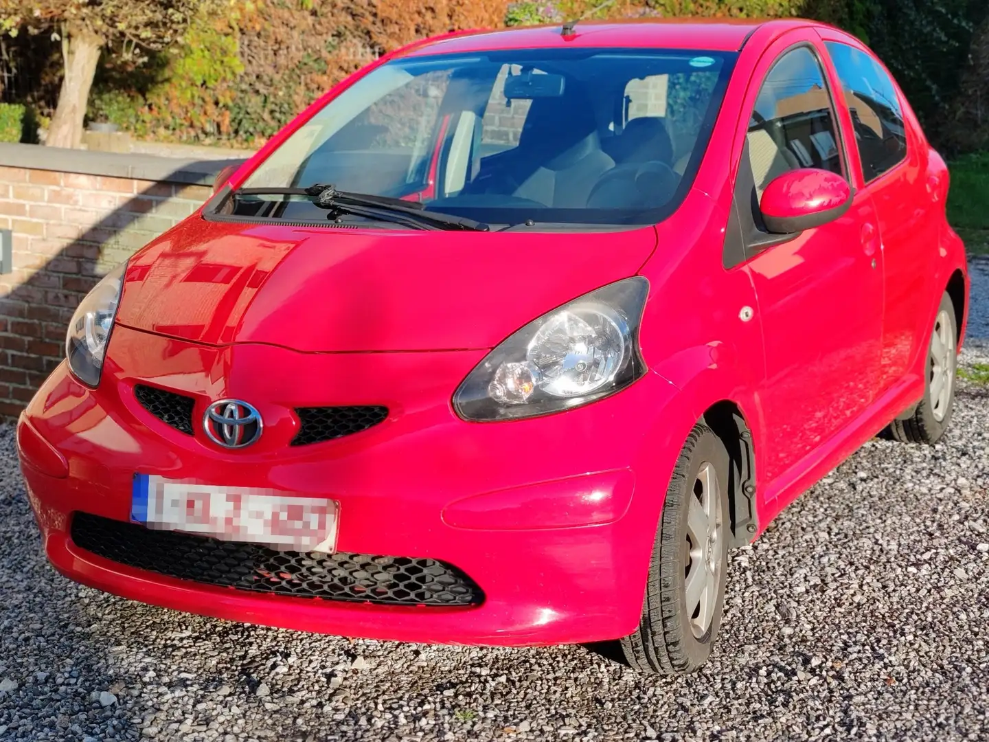 Toyota Aygo 1.0i VVT-i Rood - 1