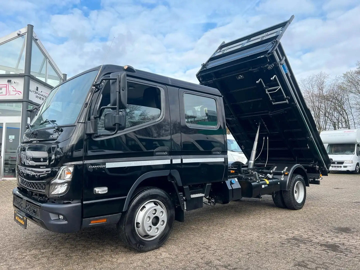 Mitsubishi Canter 7c18 DoKa *Maxi *3-Seiten Meiller Kipper* Schwarz - 1
