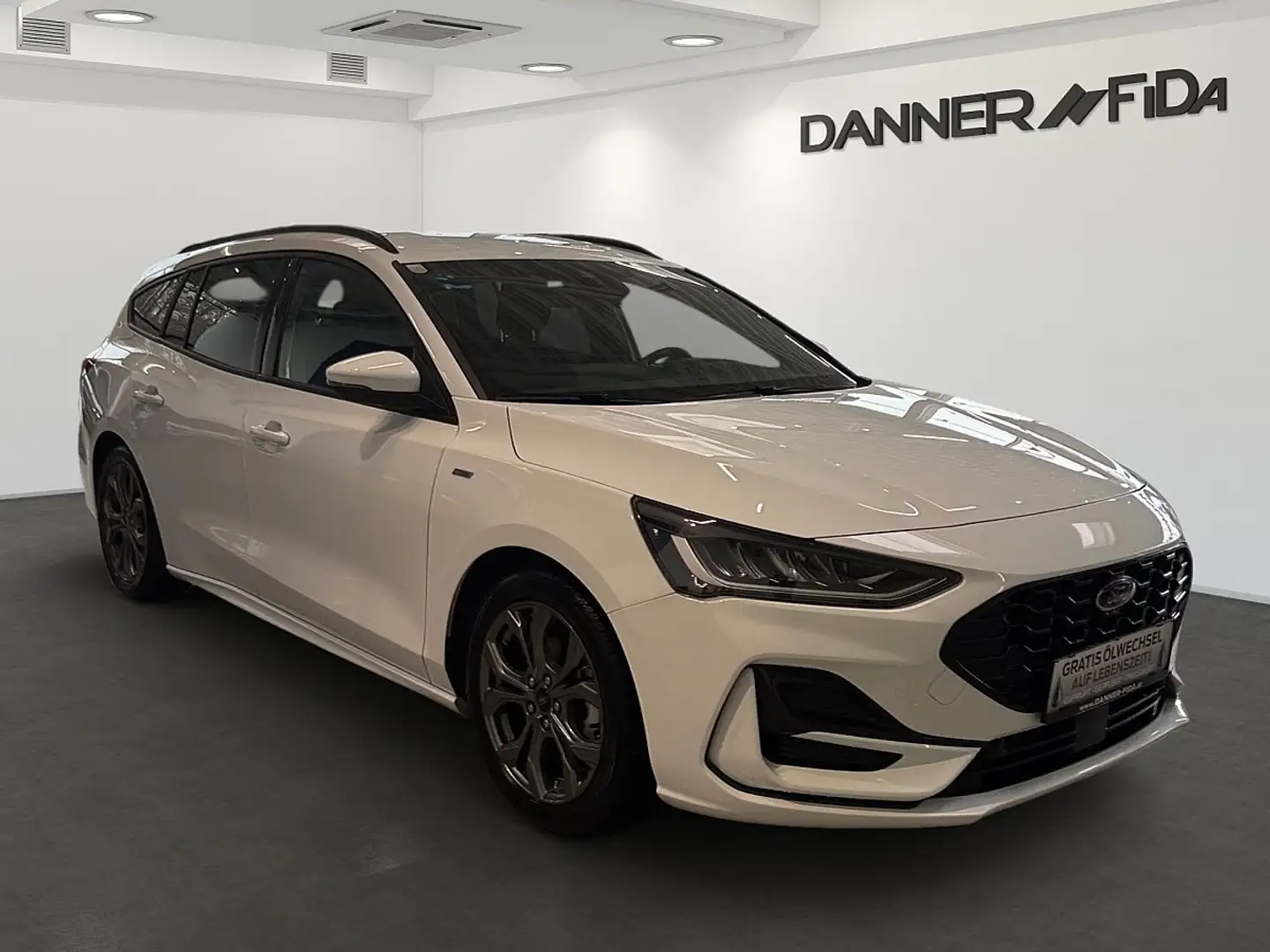 Ford Focus Kombi ST-Line X 120PS Diesel/EcoBlue Automatik ... Blanc - 2