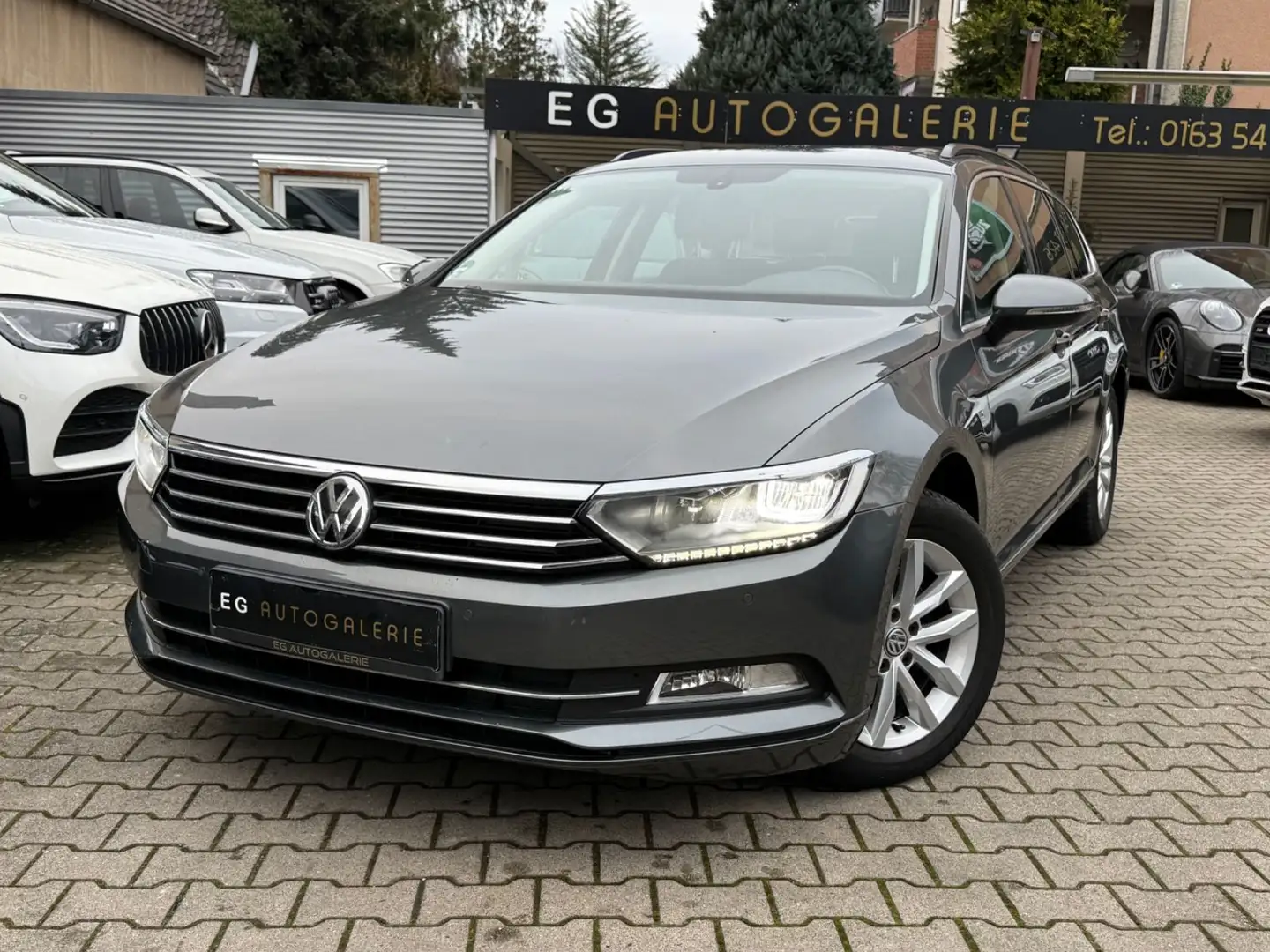 Volkswagen Passat Variant Comfortline BMT*AUTOM*DCC*ACC*LED Grey - 2