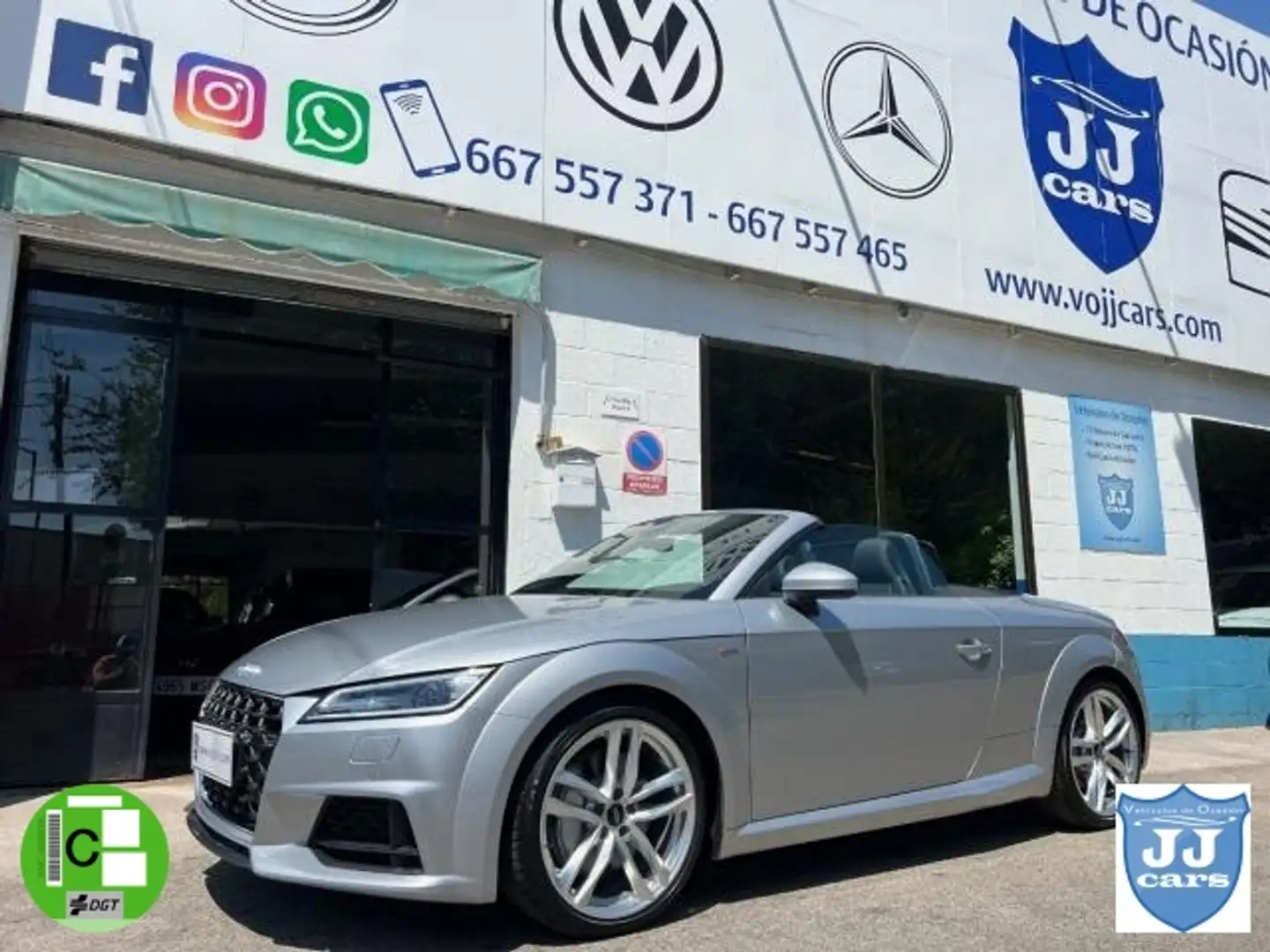 Audi TT Coupé 45 TFSI Grau - 1