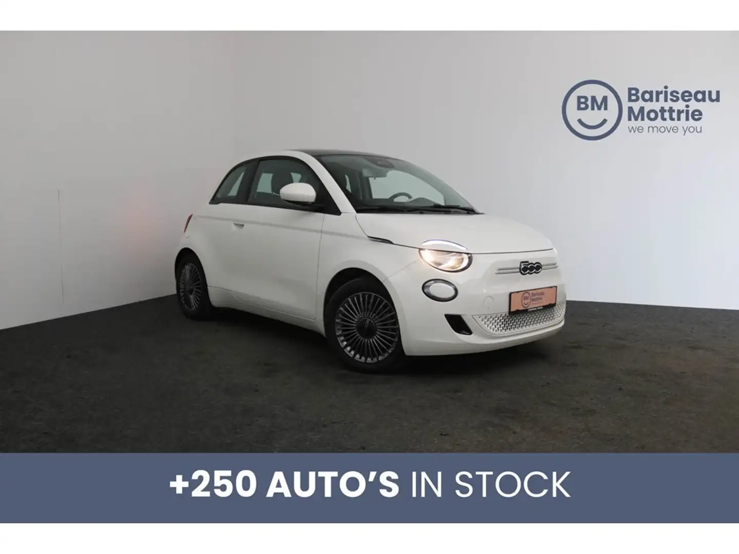 Fiat 500e ICON 42KWH AUTOMAAT* PANO DAK*DAB*GPS*CAMERA*CARPL Fehér - 1