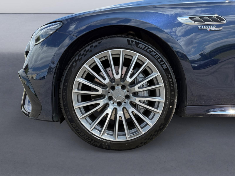 Mercedes-Benz E 53 AMG 4MATIC+ — photo 4