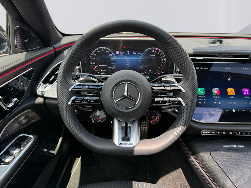 Mercedes-Benz E 53 AMG 4MATIC+ — photo 14