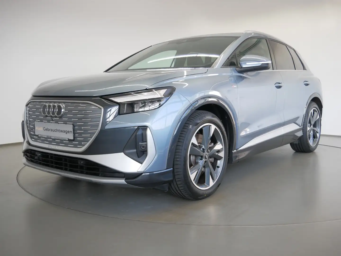 Audi Q4 e-tron Q4 40 e-tron S line LED AHK virt. Cock. NAVI+ Blau - 2