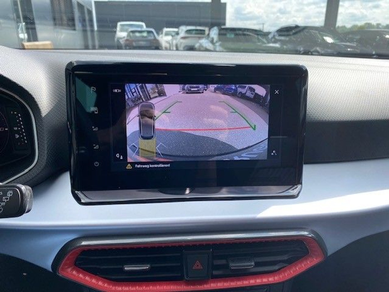 SEAT Ibiza 1.0 TSI FR Navi Kamera ACC LED AppleCarPlay — photo 14