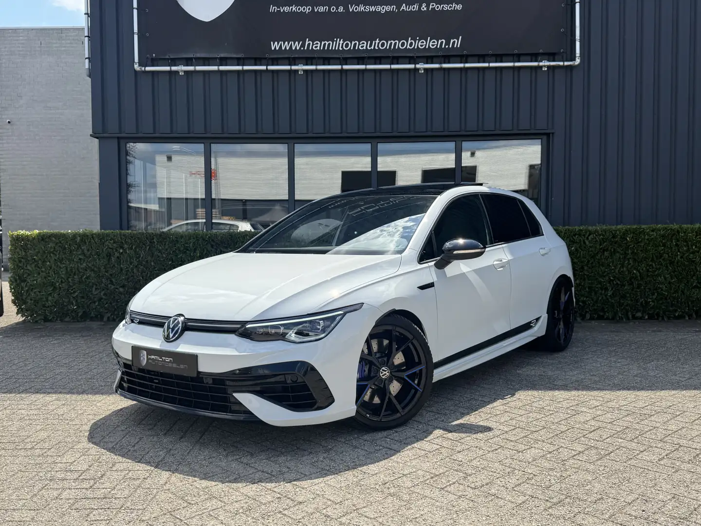 Volkswagen Golf 8 R R20 2.0 TSI 320pk 4Motion DSG / Aut. Absolute Wit - 1
