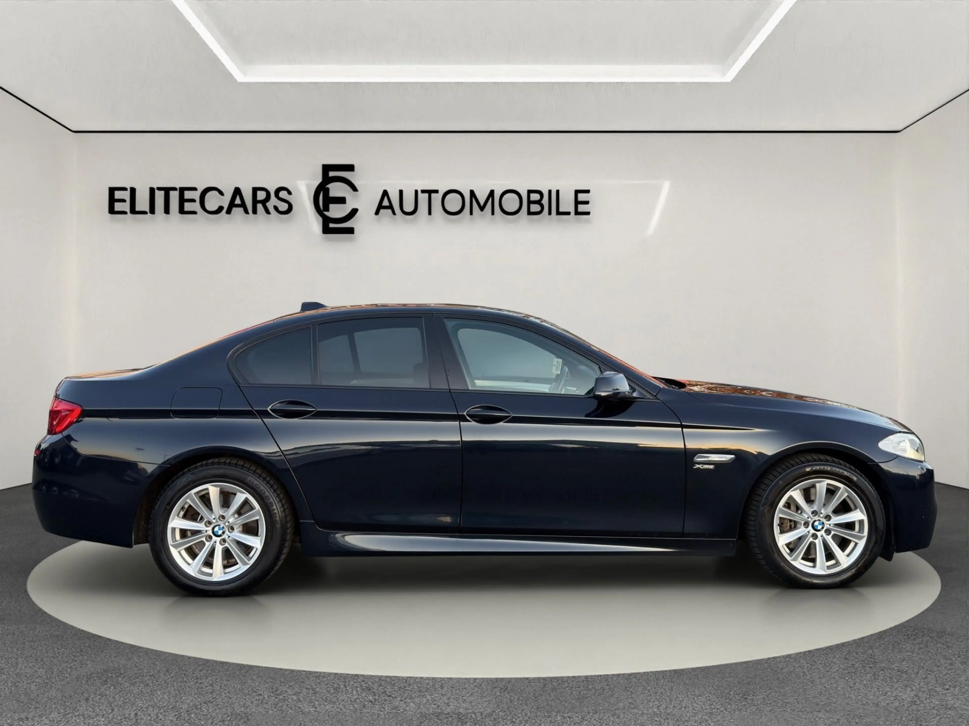 BMW 525 D M-PAKET / XDRIVE ALLRAD / TEMPOMAT / PARKPILOT — photo 3