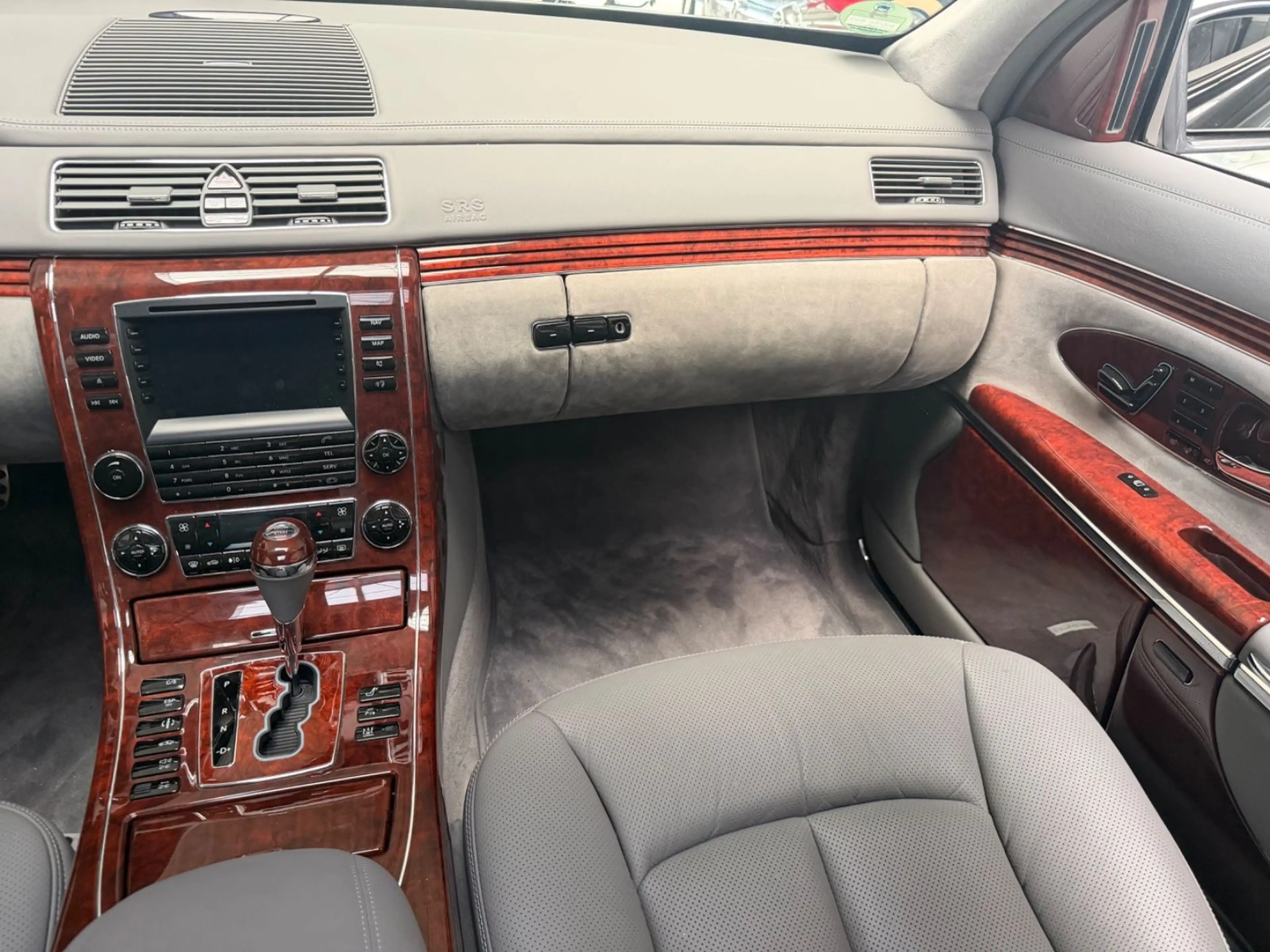 Maybach 57 1Hand dt. Fahrzeug Unfallfrei Service MwSt — photo 12