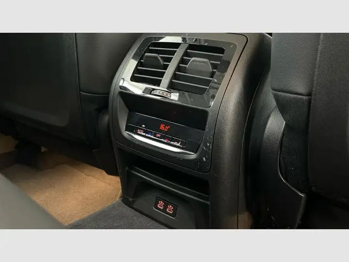 BMW X3 2022, foto 40