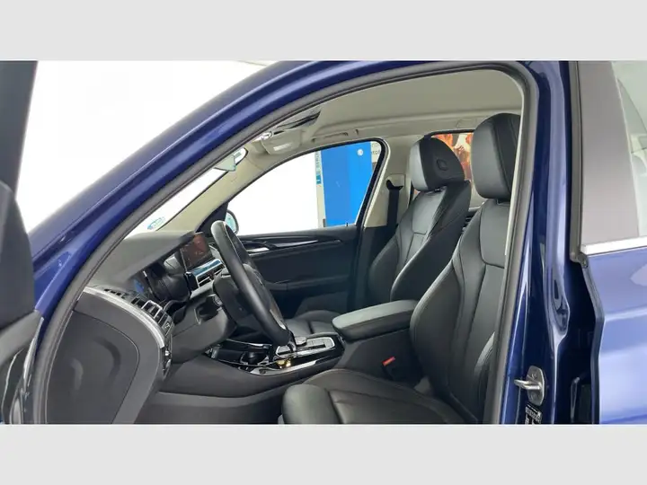 BMW X3 2022, foto 11