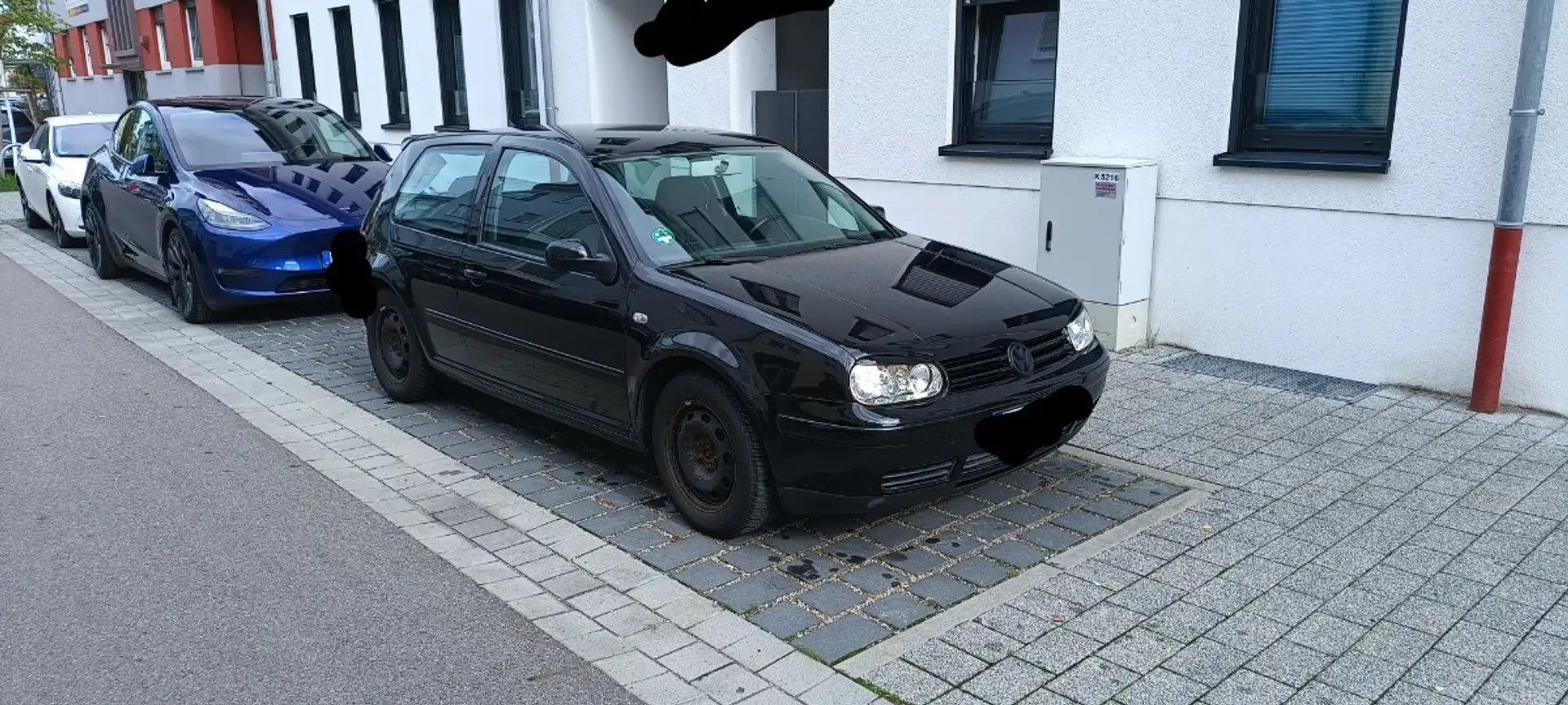 Volkswagen Golf 1.6 16V mit TÜV 10/26 Schwarz - 1