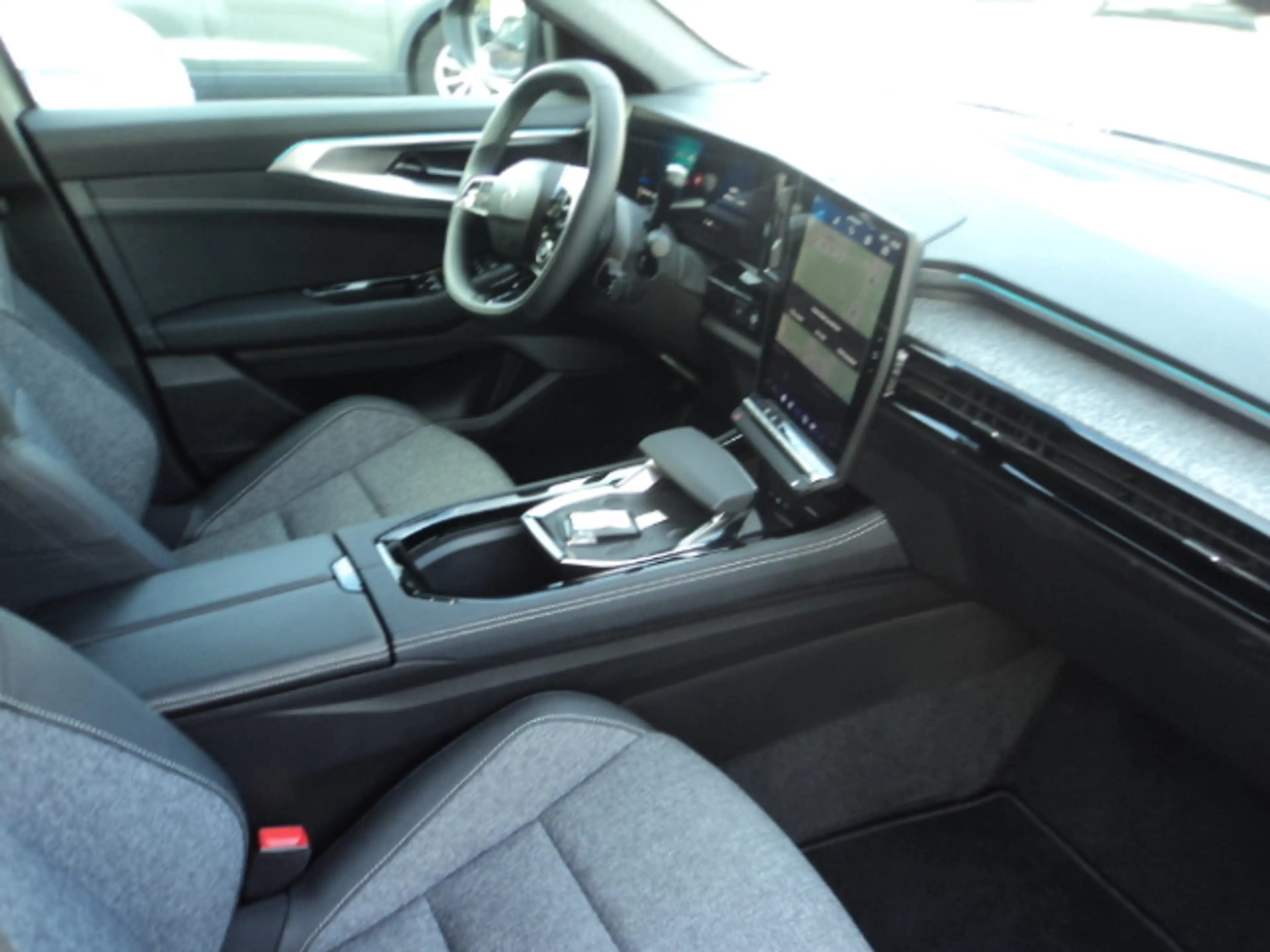 Renault Austral Austral 1.3 TCe MHEV Techno EDC model 2026 — photo 3