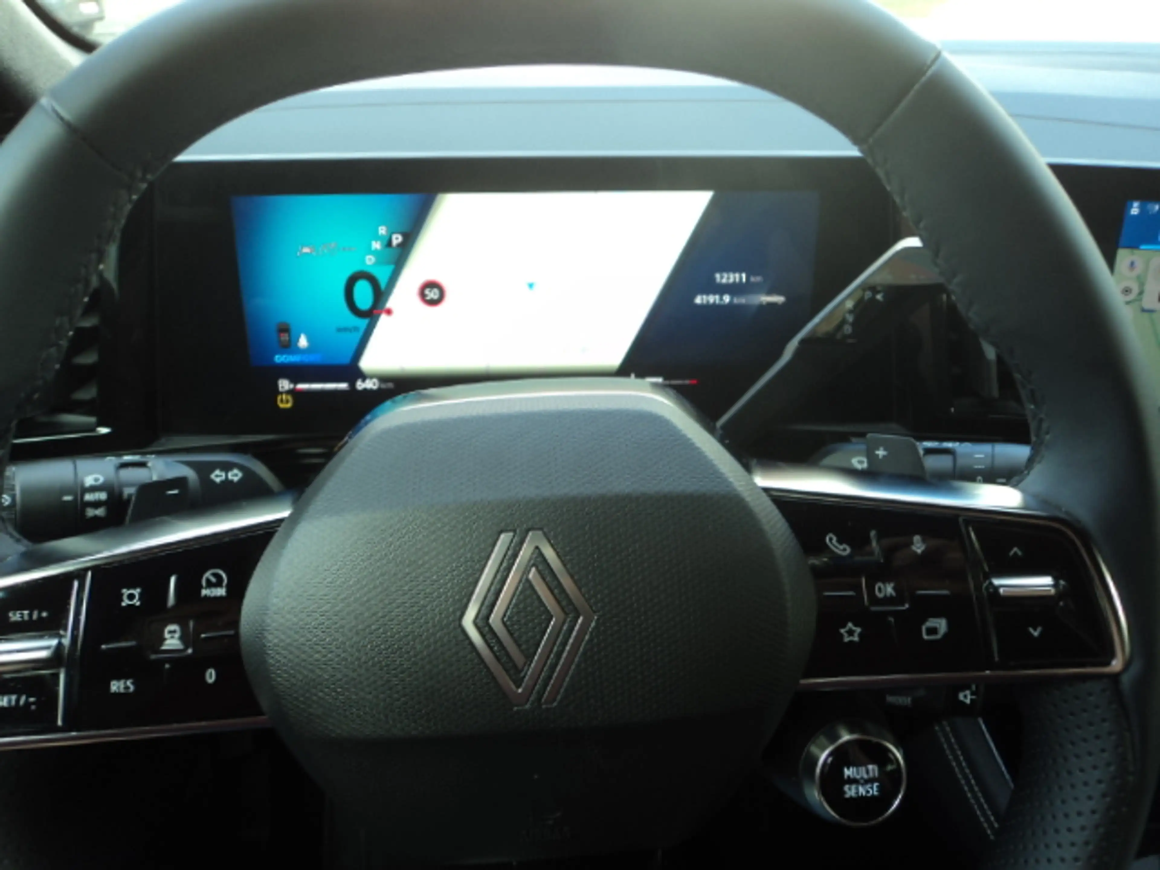 Renault Austral Austral 1.3 TCe MHEV Techno EDC model 2026 — photo 9