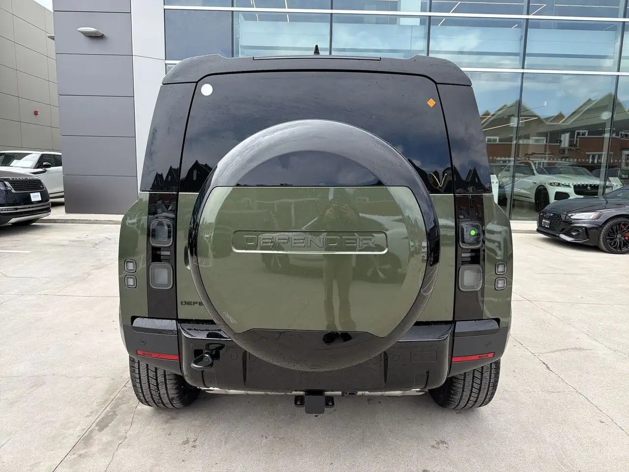 Land Rover Defender снимка Land Rover Defender