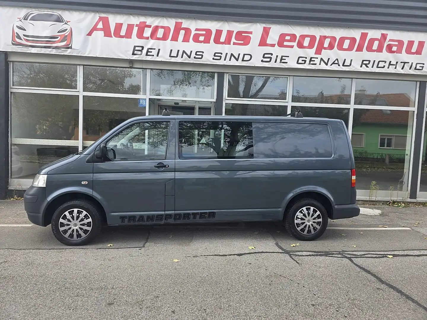 Volkswagen T5 Transporter T5 Doka-Kastenwagen LR 2,5 TDI 4motion D-PF Grau - 2