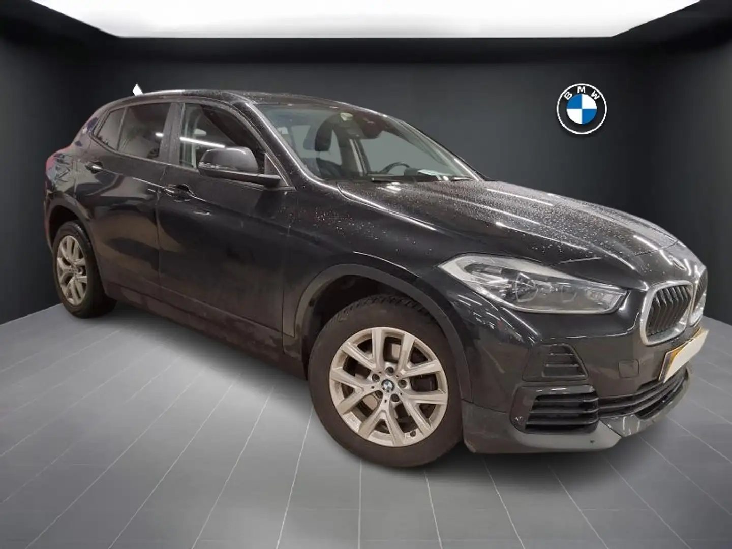 BMW X2 sDrive18d // 2021 Advantage Noir - 2