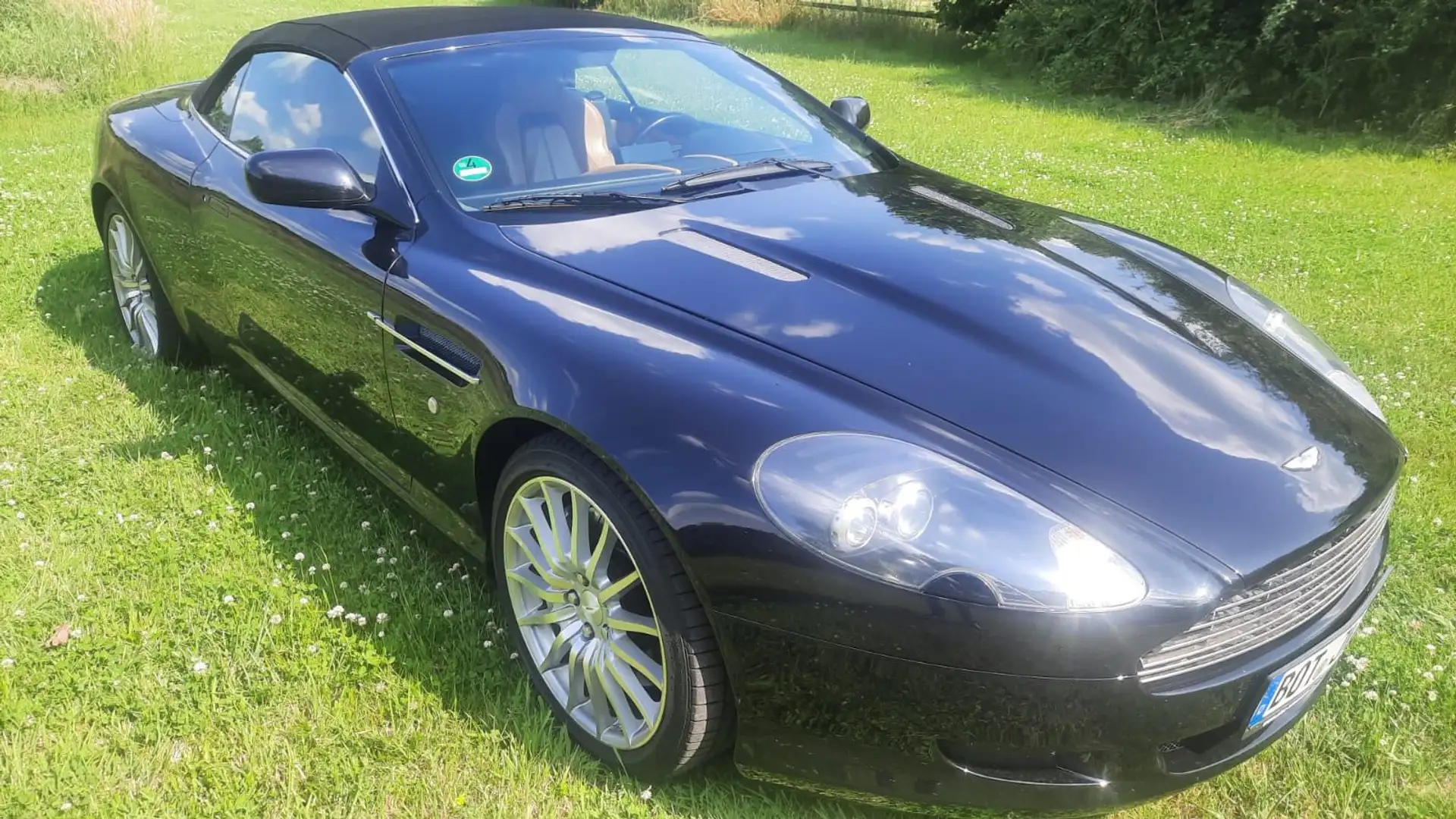Aston Martin DB9 Volante 5.9 Touchtronic Schwarz - 2