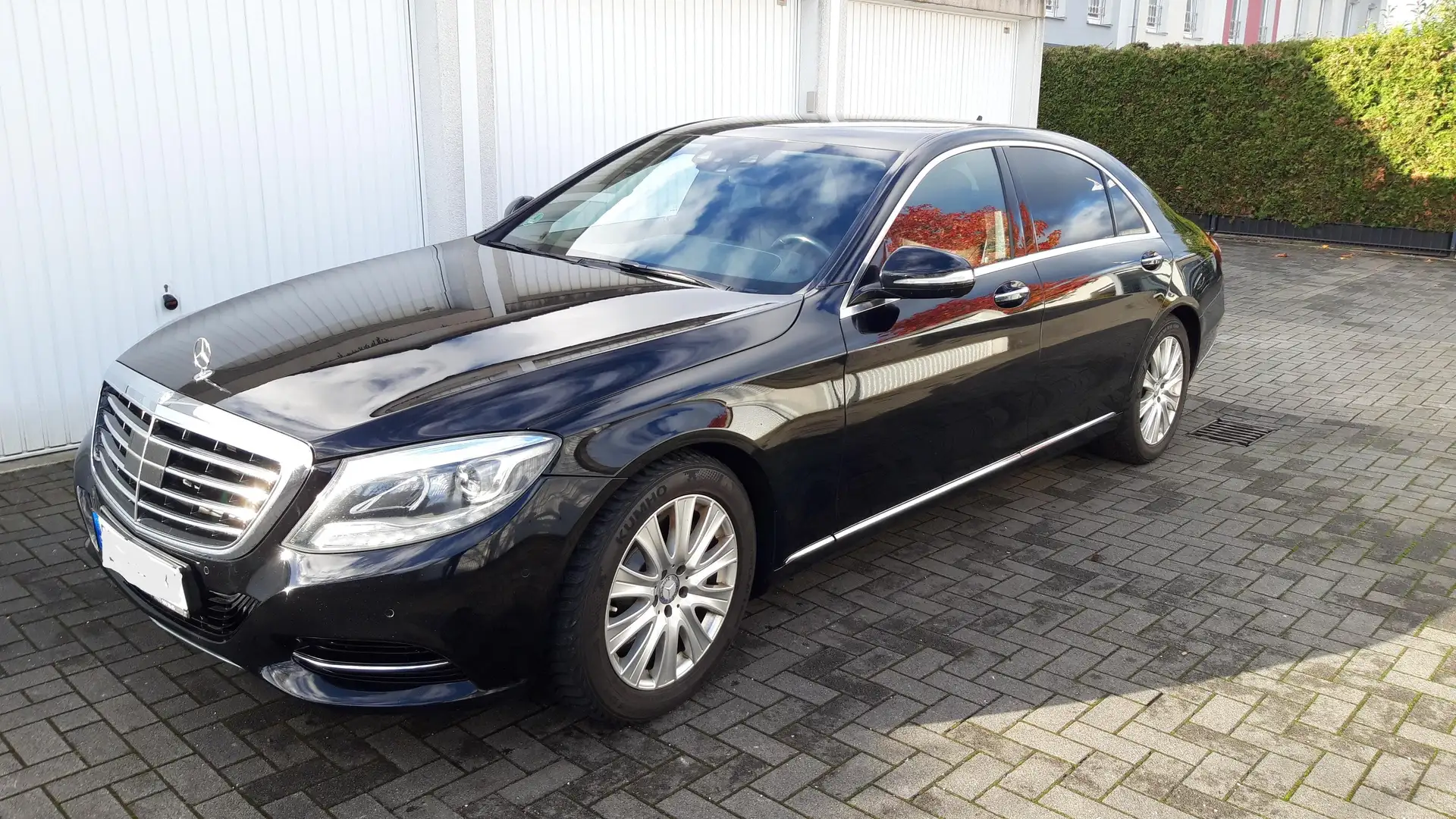 Mercedes-Benz S 400 L 4Matic 7G-TRONIC Schwarz - 1