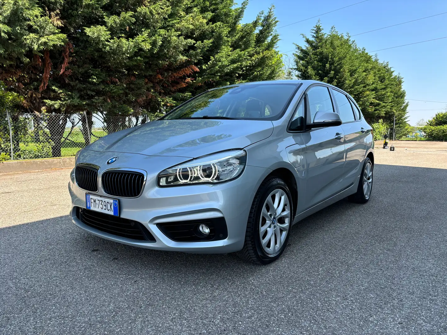 BMW 225 225xe Active Tourer iPerformance Advantage auto Argento - 2