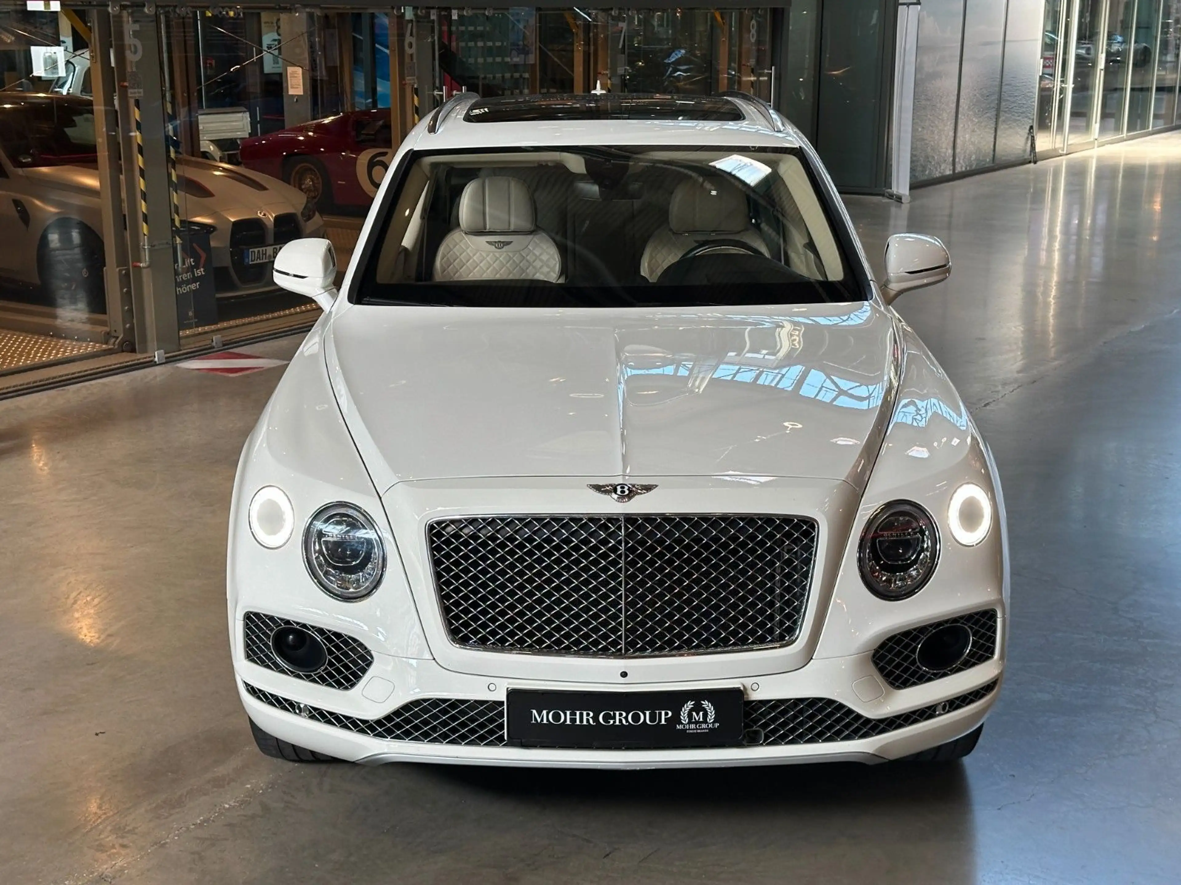 Bentley Bentayga Diesel V8/AHK/Mwst. — photo 3