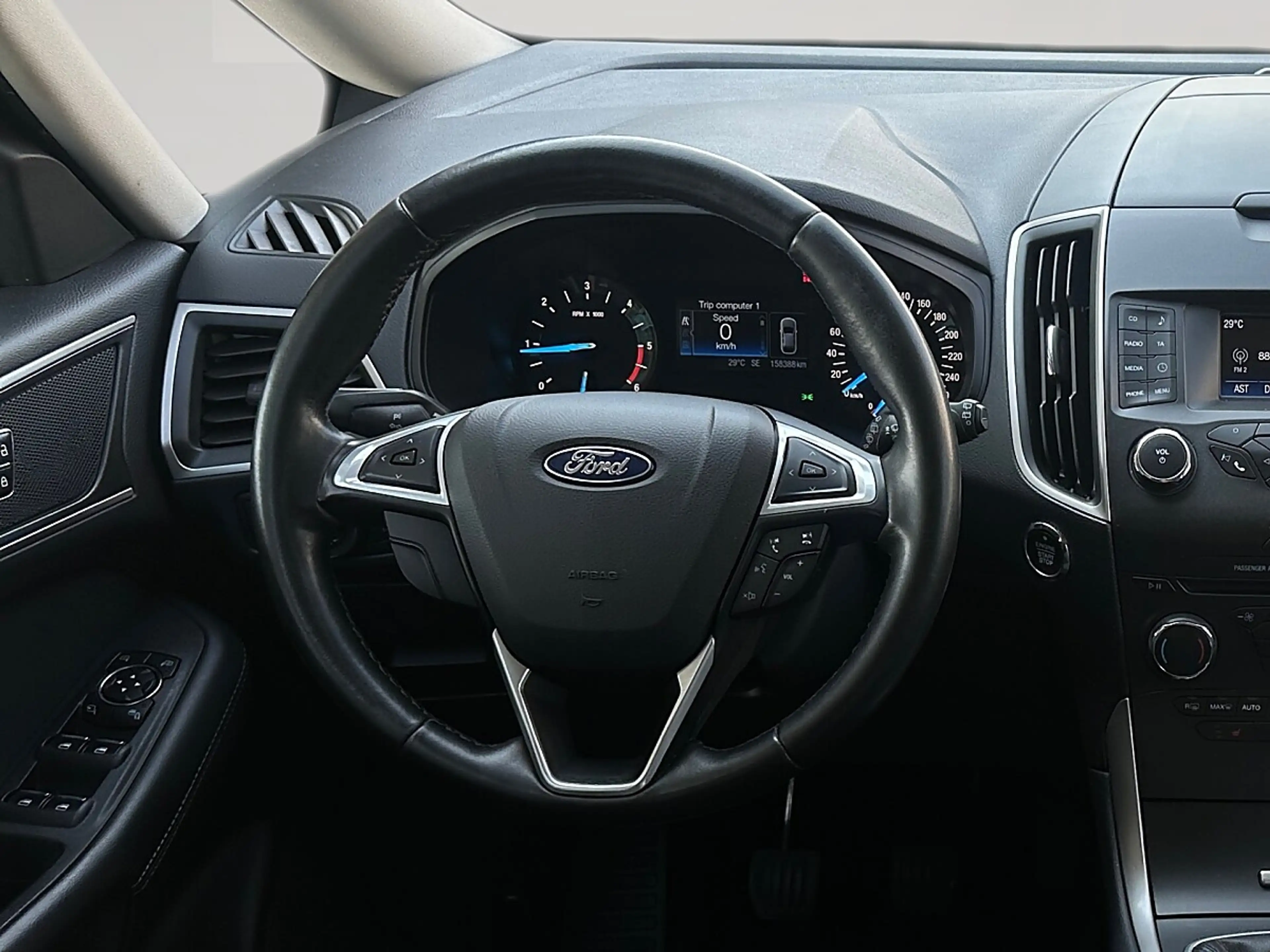Ford Galaxy 2,0 TDCi Trend Start/Stop — photo 14