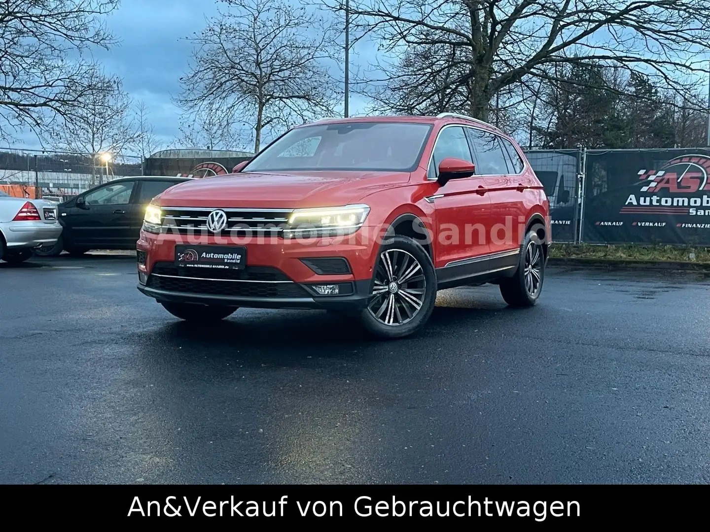 Volkswagen Tiguan Allspace *Kamera*Navi*Pano*Key-Les*ACC*AHK Orange - 1