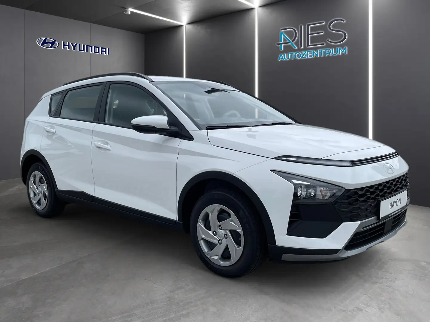 Hyundai BAYON 1.0 T-GDI Select Navi*Kam.*PDC*DynLicht Bianco - 2