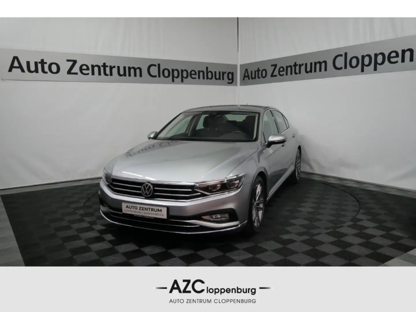 Volkswagen Passat Elegance 4M 2.0 TDI LED+Navi+Leder+Kamera Silber - 1