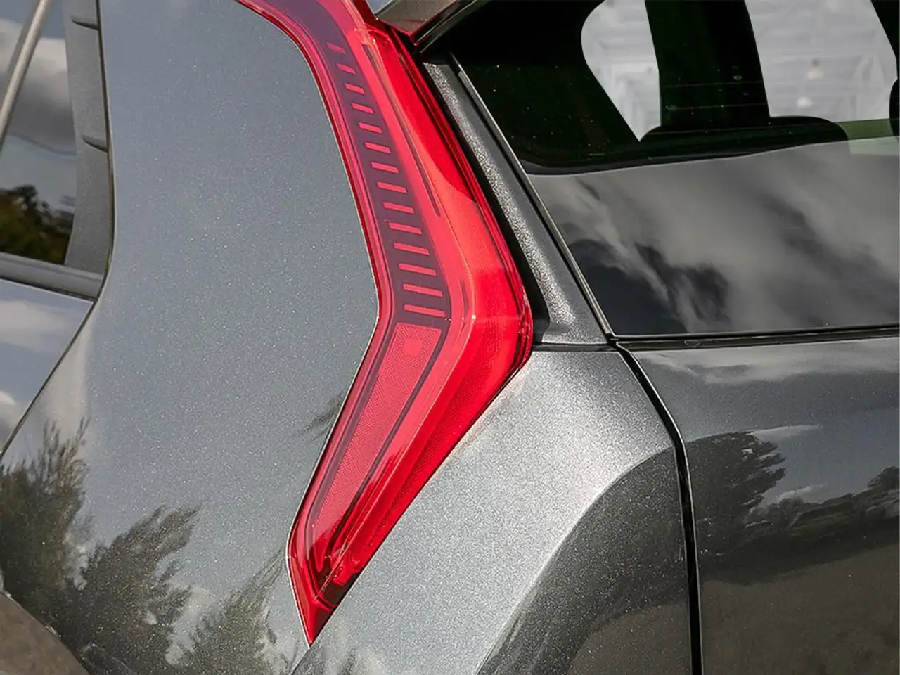 Kia Niro снимка Kia Niro