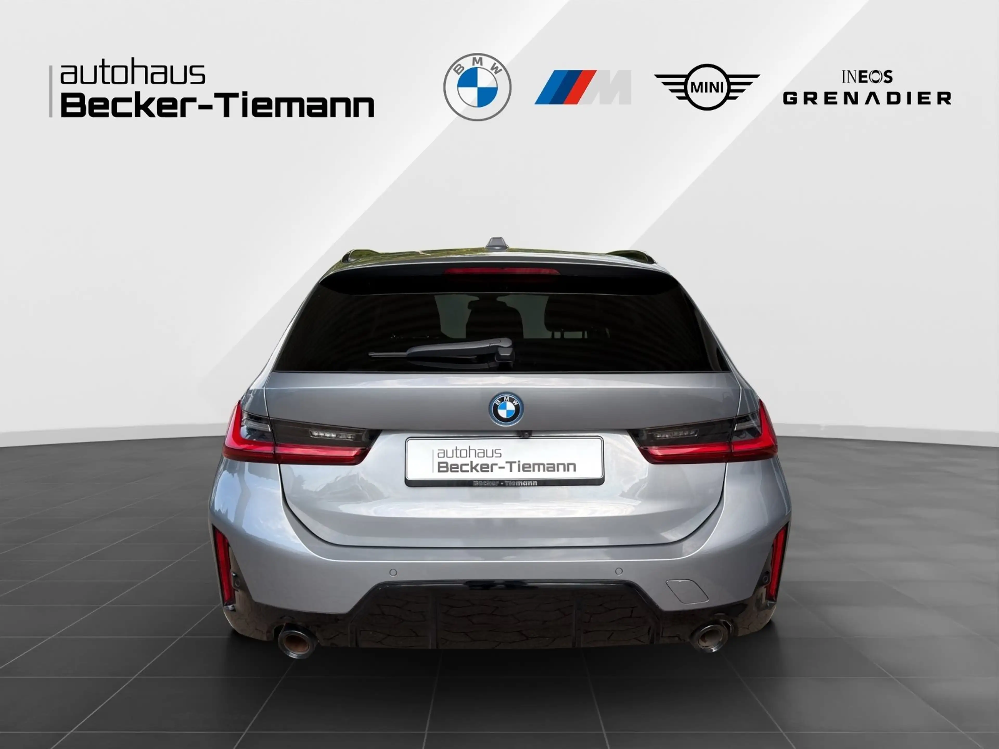 BMW 320 e Tour| AppleCarPlay| HiFi| AHK| M-Paket| Kamera| — photo 5