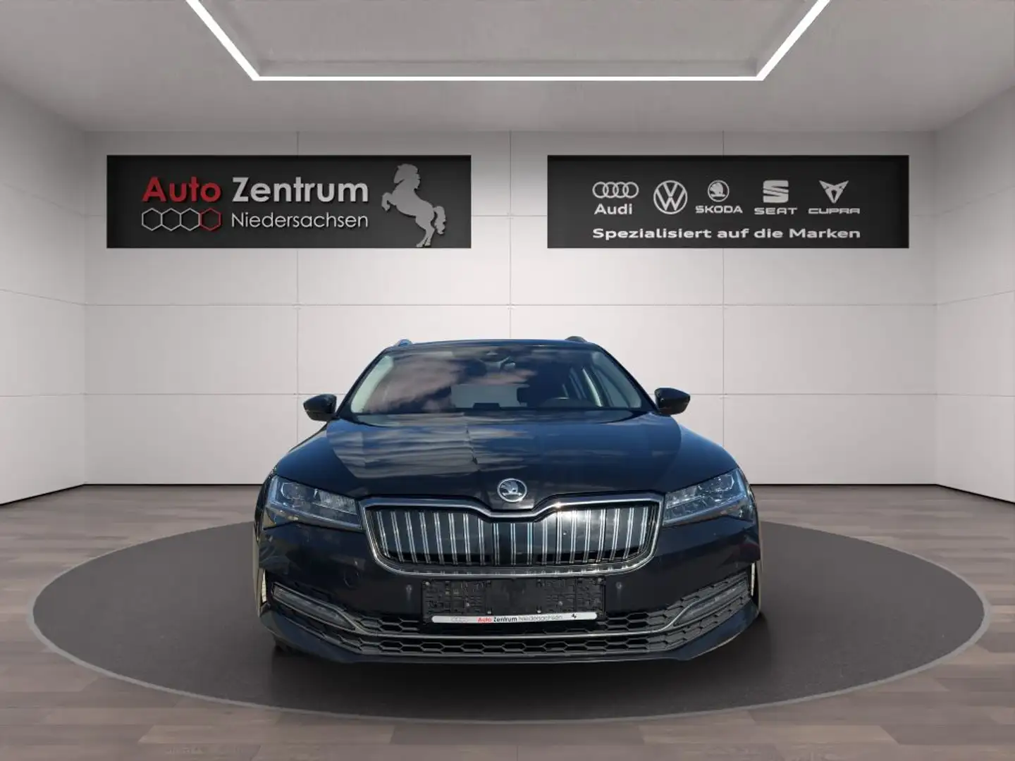 Skoda Superb 1.4 TSI iV Style CarPlay AHK*Kamera*Matrix*StandHz Schwarz - 2