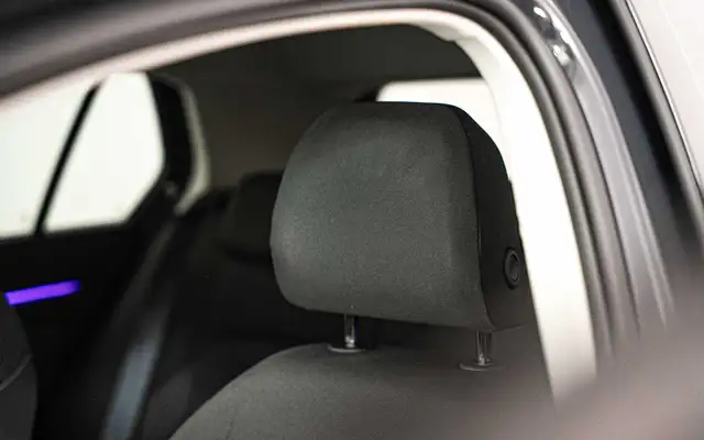 Volkswagen Golf view 9