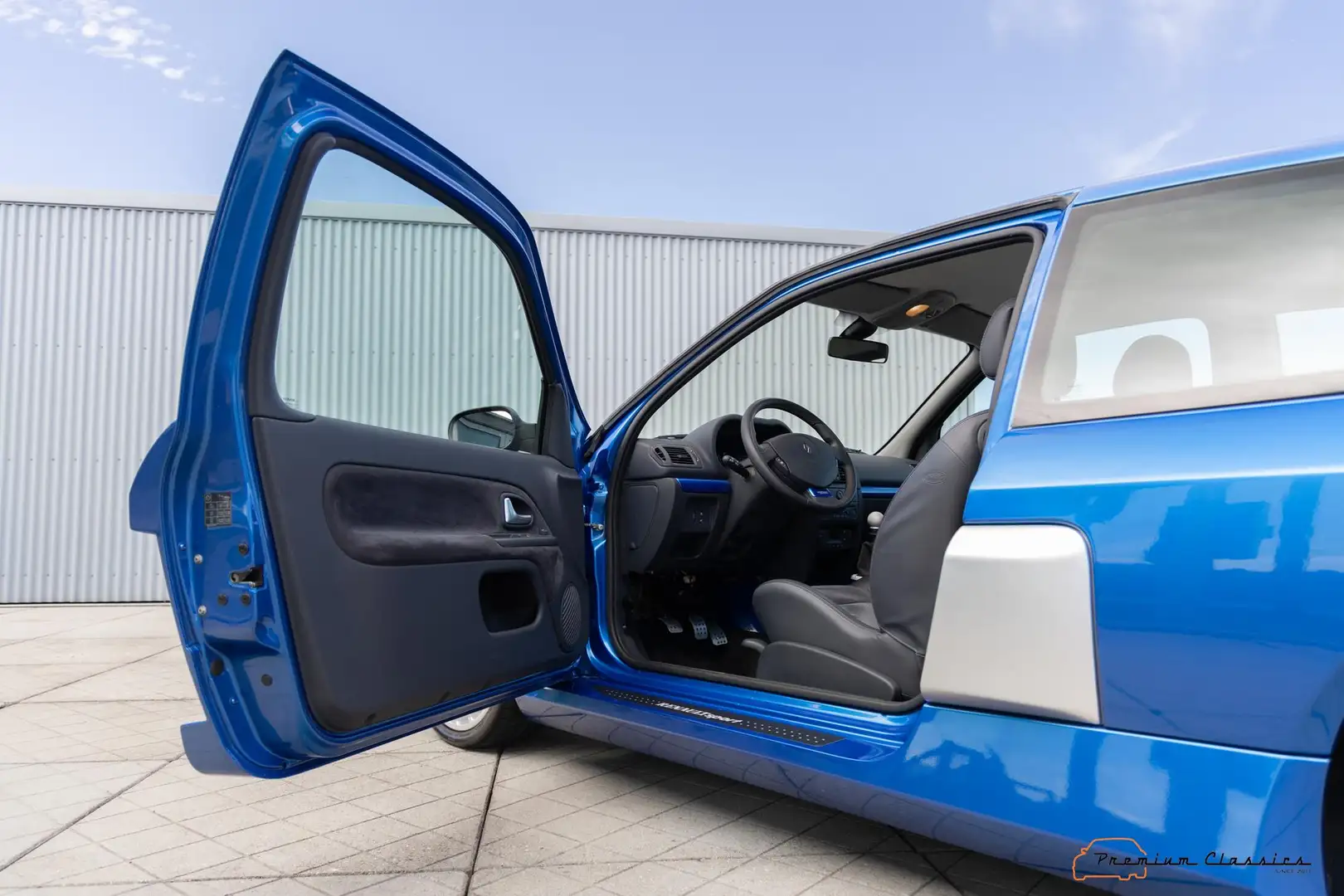 Renault Clio 3.0-24V V6 RS | 24.000KM | A1 Condition | 1st Pain Blu/Azzurro - 2