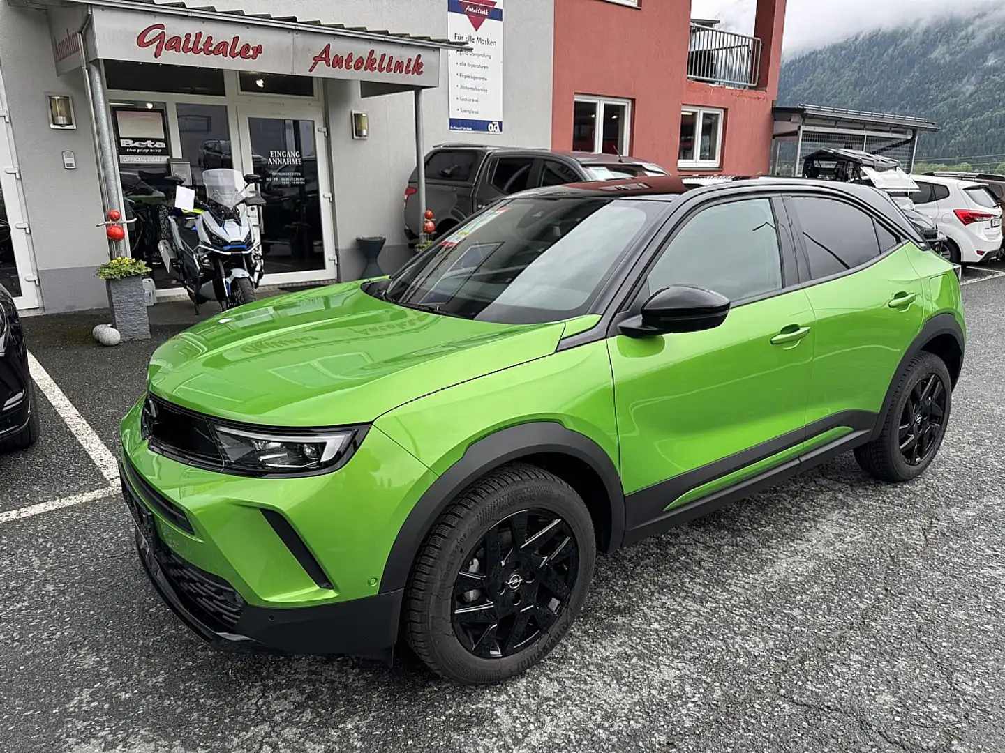 Opel Mokka 1,2 Direct Injection Turbo GS Grün - 1