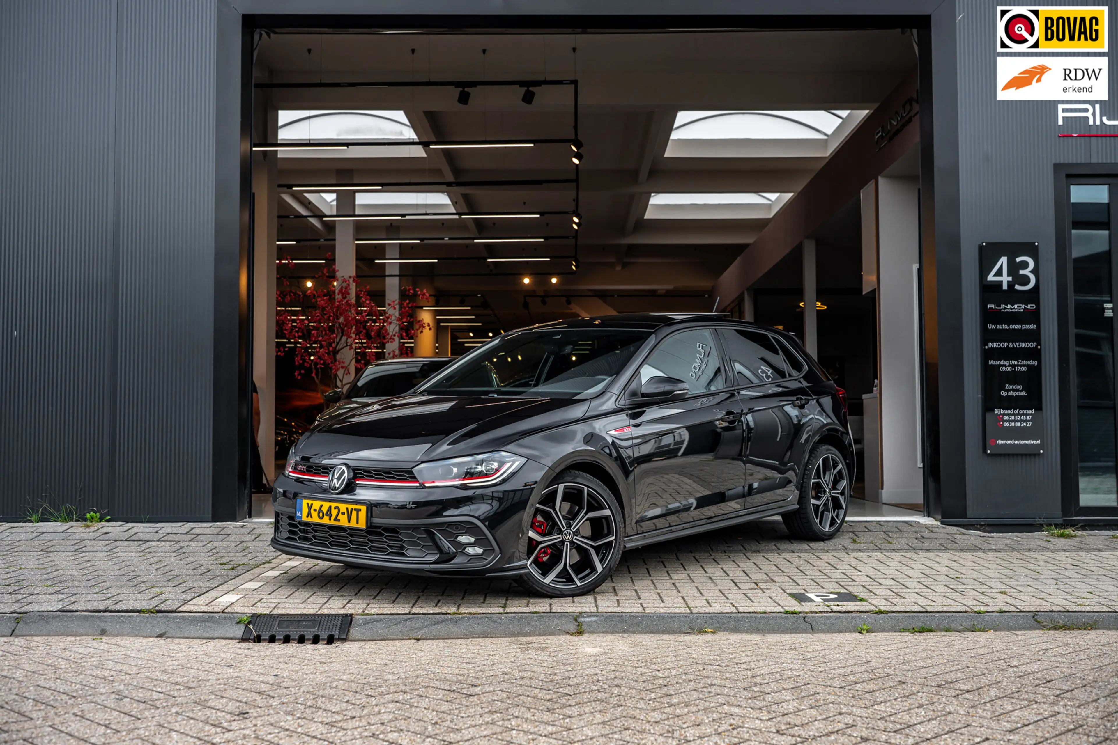Volkswagen Polo GTI 2.0 TSI GTI|Pano|Carplay|Navi|Dealer Onderhouden