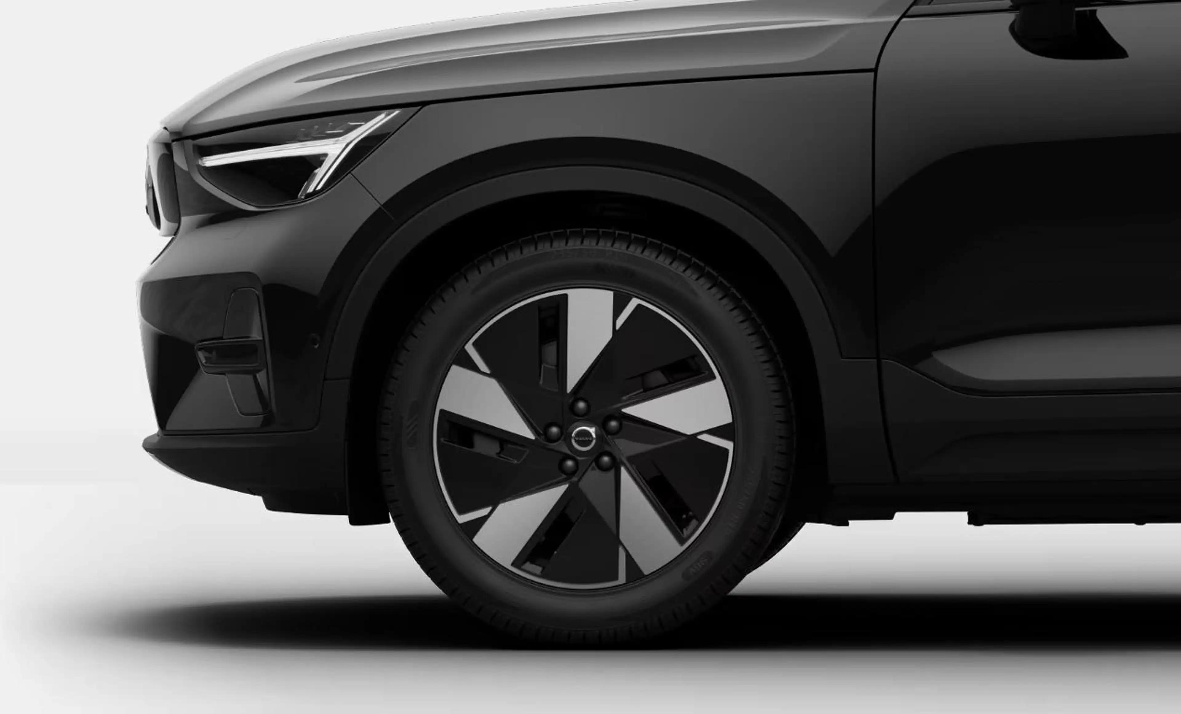 Volvo EX40 Single Motor Extended Range Ultra Europa 82 kWh | — photo 5