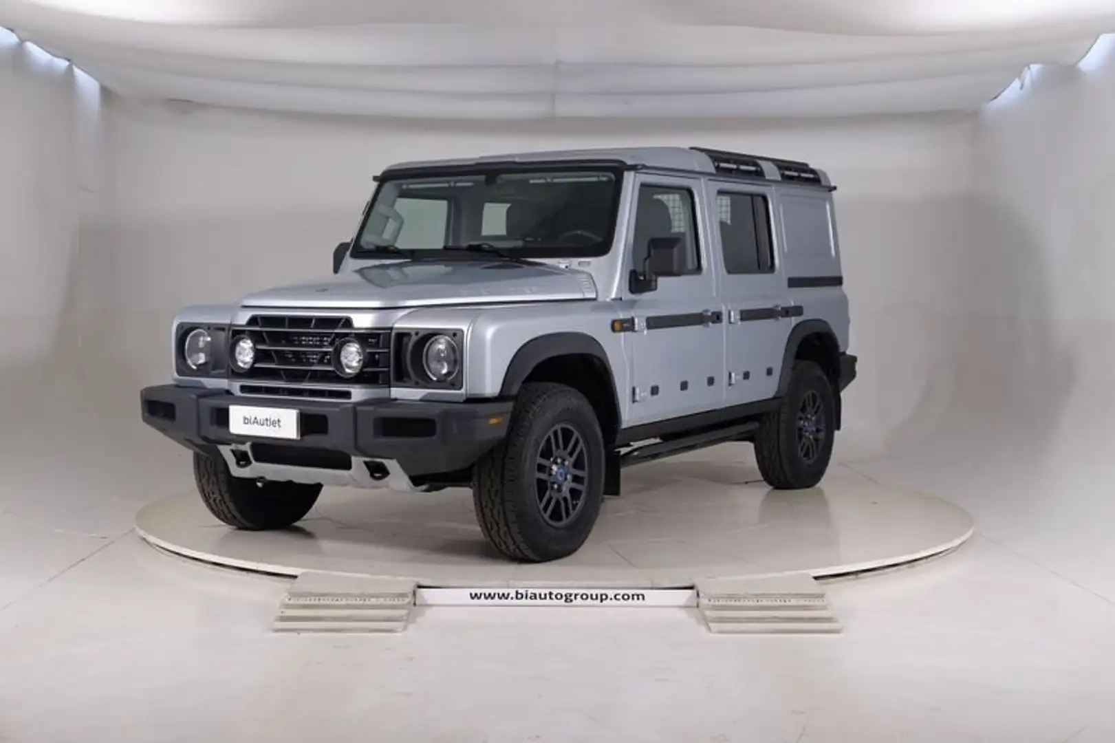 Ineos Grenadier 3.0 Twin-Turbo Diesel Utility Wagon 5 posti N1 Argintiu - 1