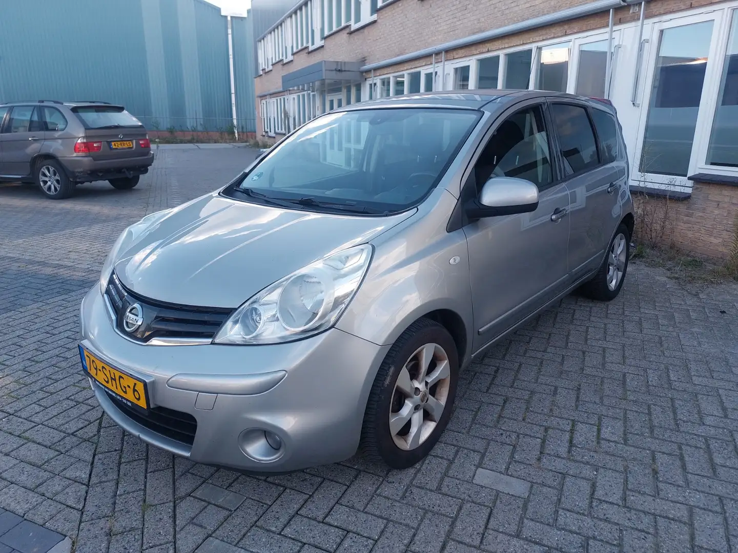 Nissan Note 1.4 Life +AIRCO/ECC /LMV 10-2011 Сірий - 1