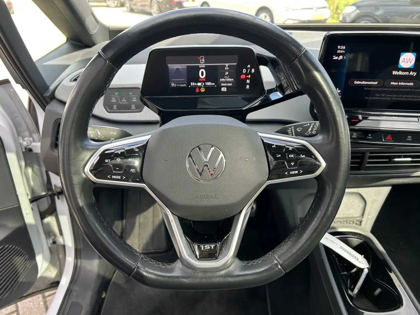 Volkswagen ID.3 First Max 58 kWh 50% deal 8.475,- ACTIE Pano / Sto Wit - 2