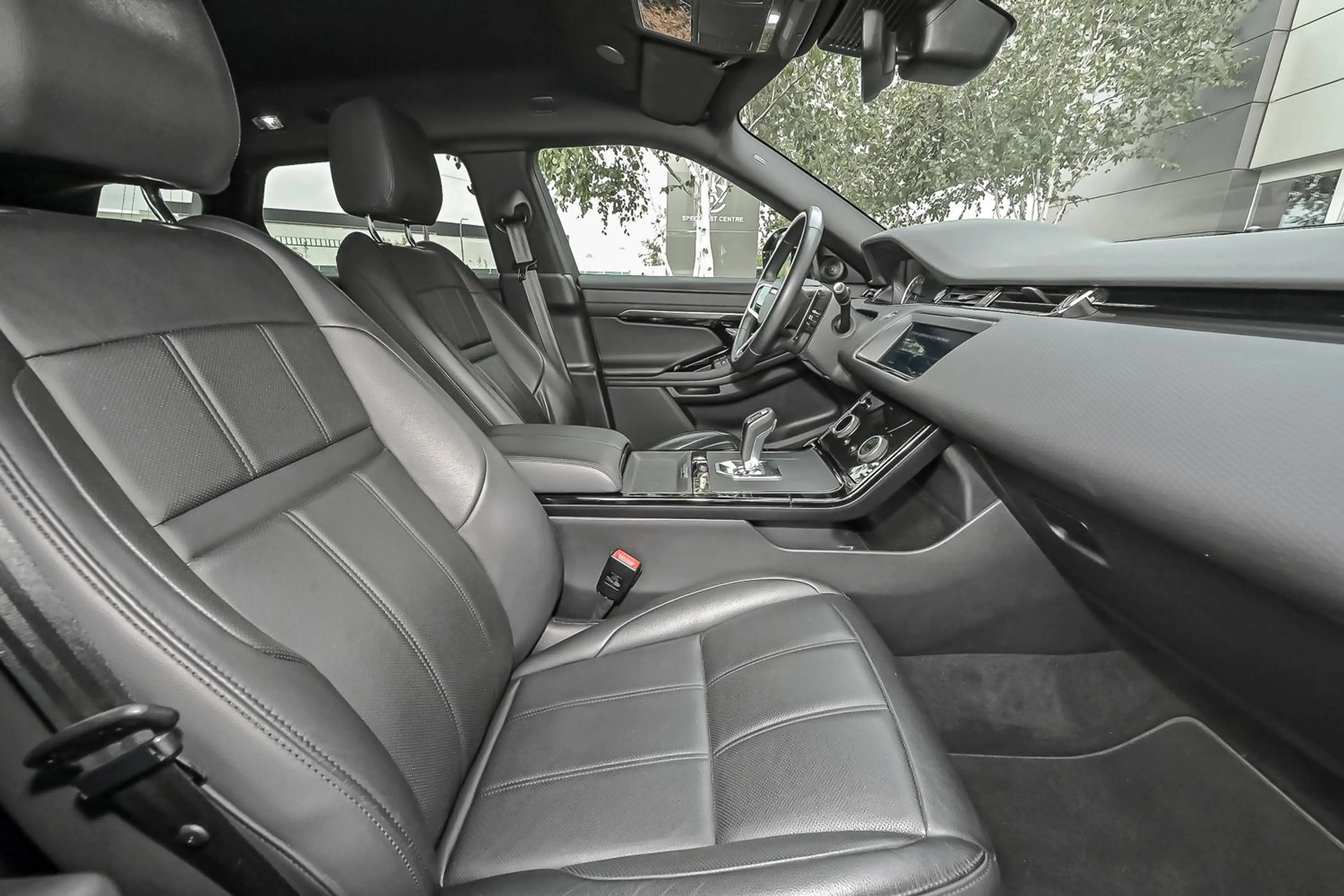Land Rover Range Rover Evoque P160 R-Dynamic S — photo 9