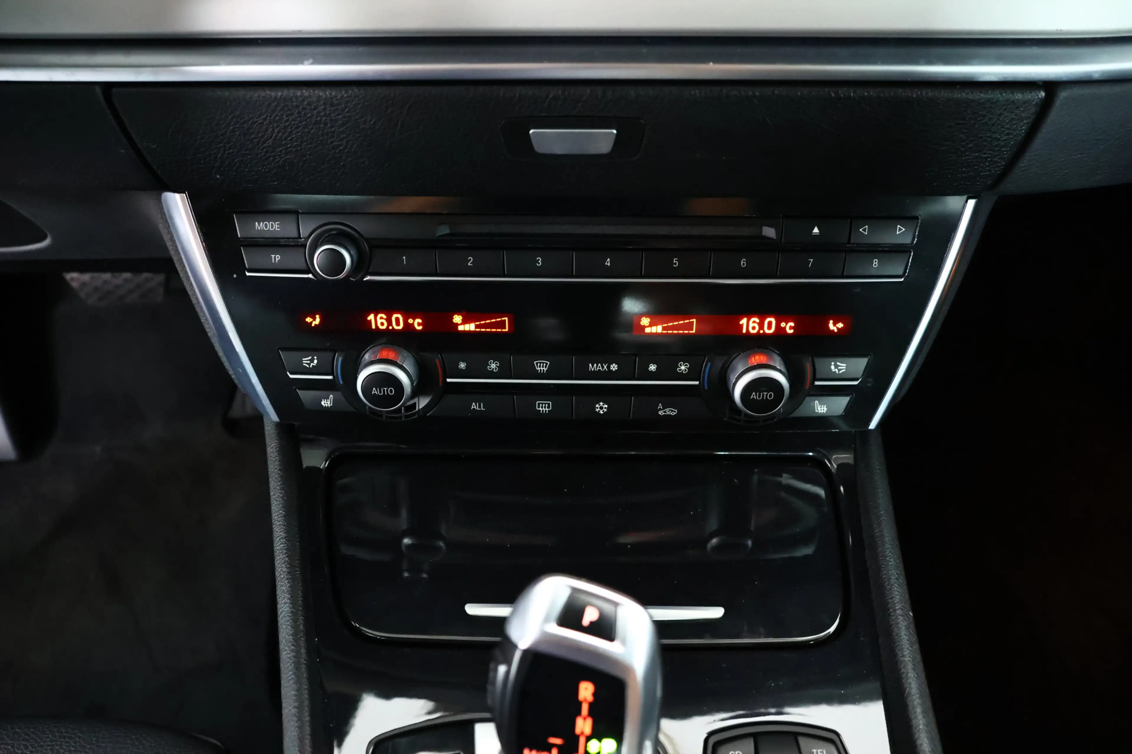BMW 550 5-serie Gran Turismo 550i High Executive / Leder / — photo 25