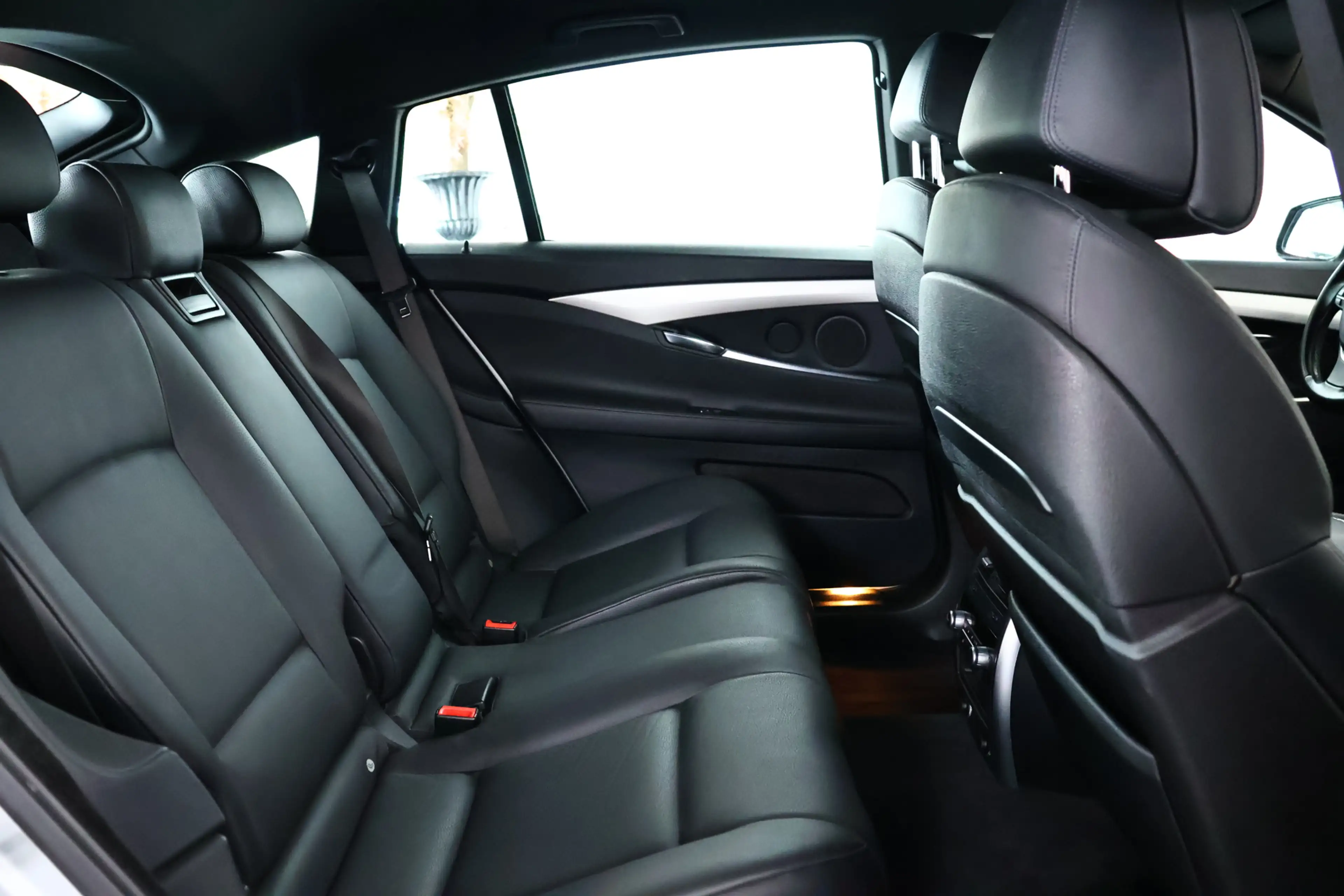 BMW 550 5-serie Gran Turismo 550i High Executive / Leder / — photo 13