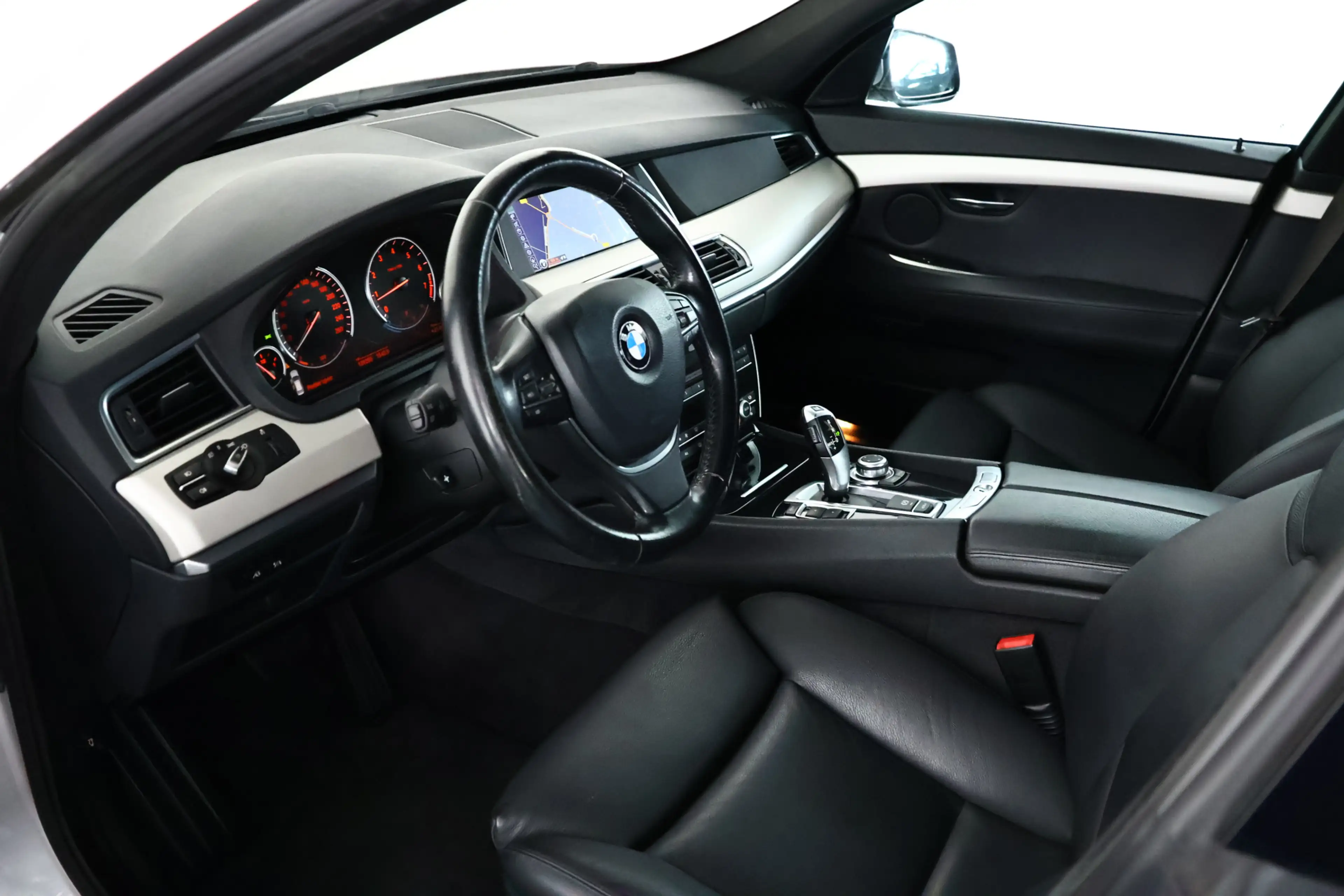 BMW 550 5-serie Gran Turismo 550i High Executive / Leder / — photo 11
