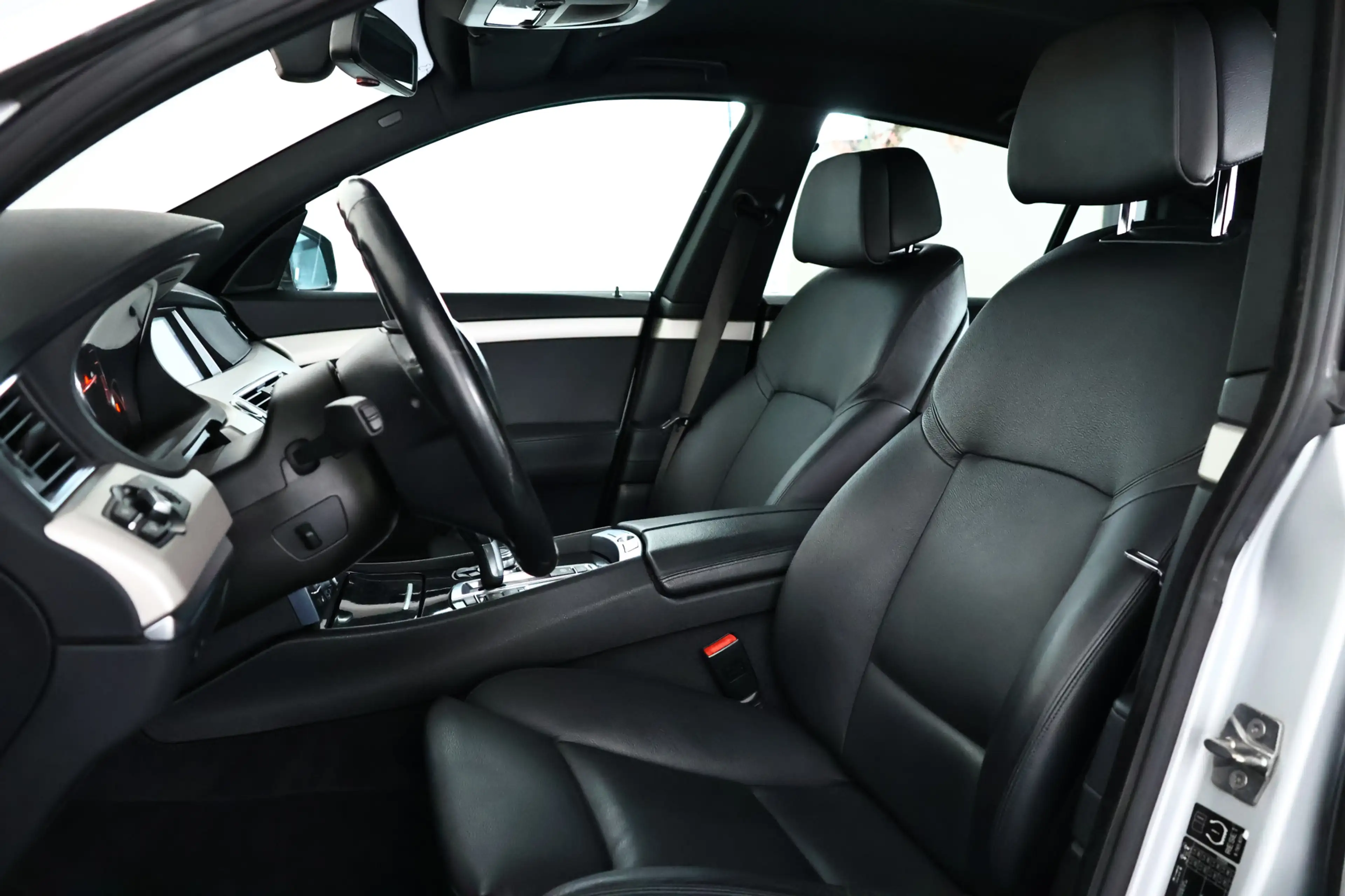 BMW 550 5-serie Gran Turismo 550i High Executive / Leder / — photo 3