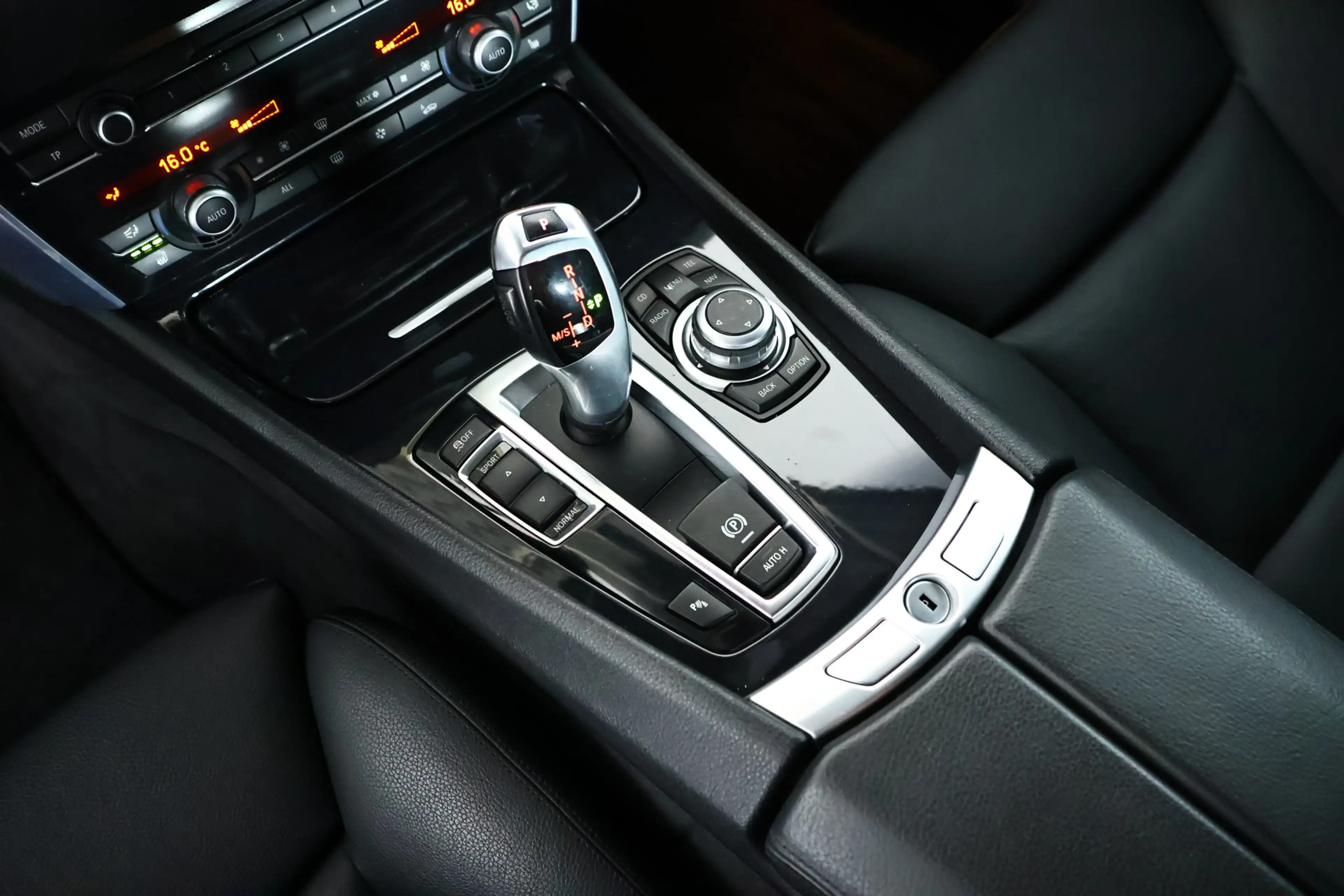 BMW 550 5-serie Gran Turismo 550i High Executive / Leder / — photo 27
