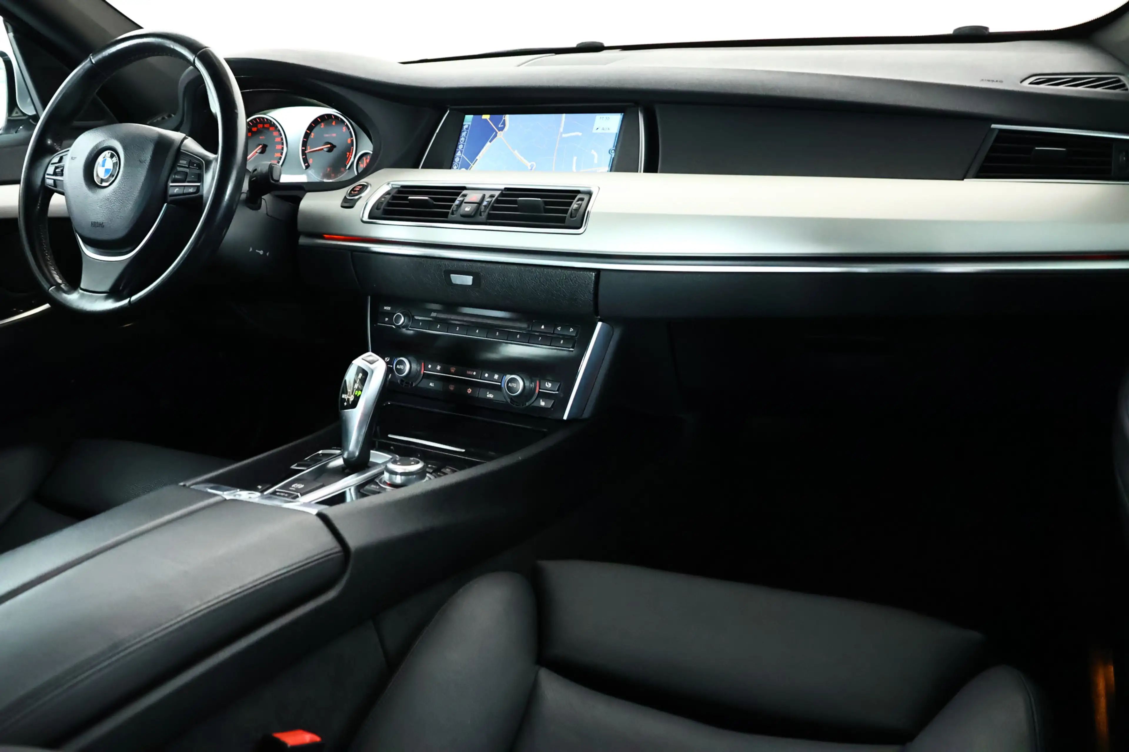 BMW 550 5-serie Gran Turismo 550i High Executive / Leder / — photo 7