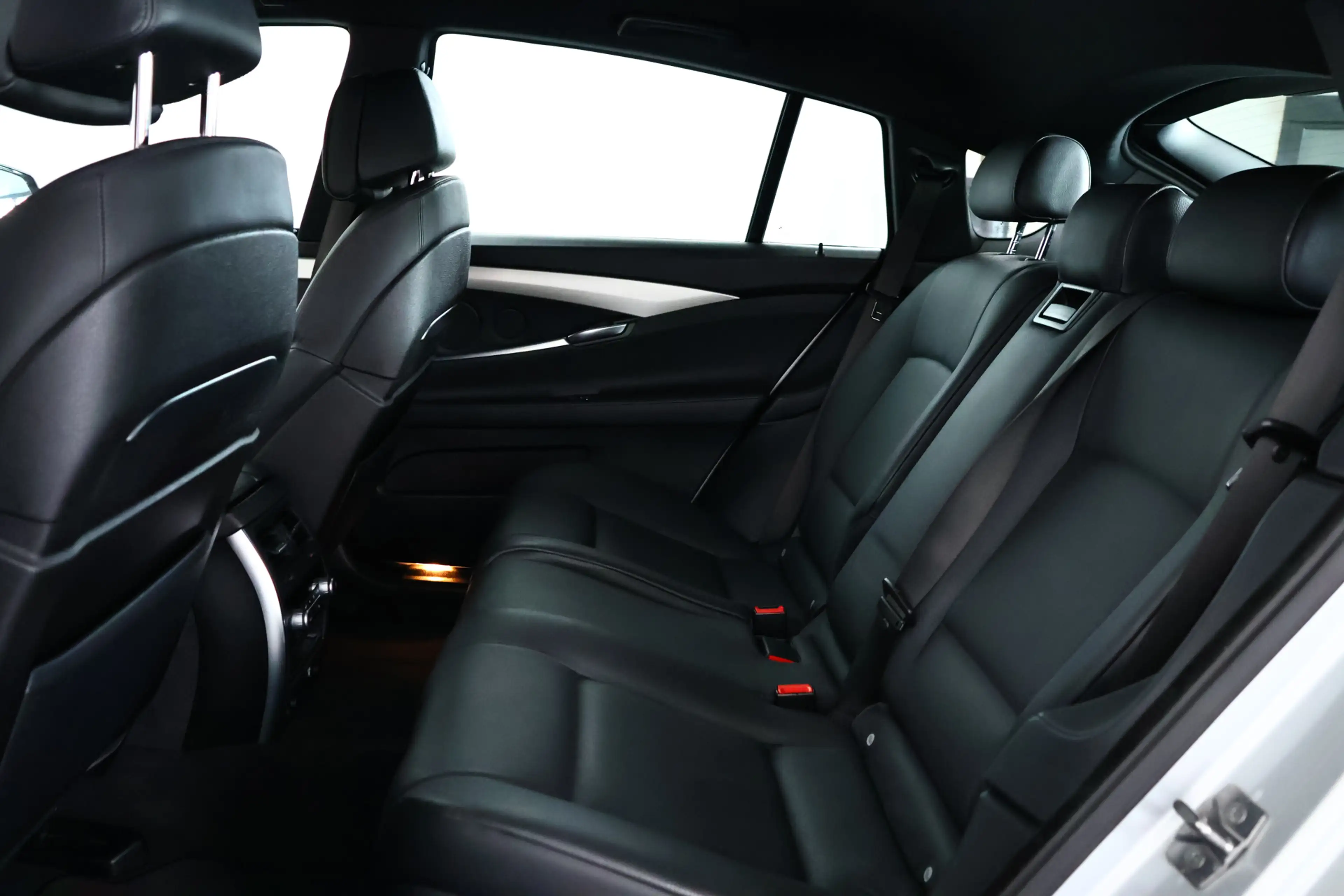 BMW 550 5-serie Gran Turismo 550i High Executive / Leder / — photo 12