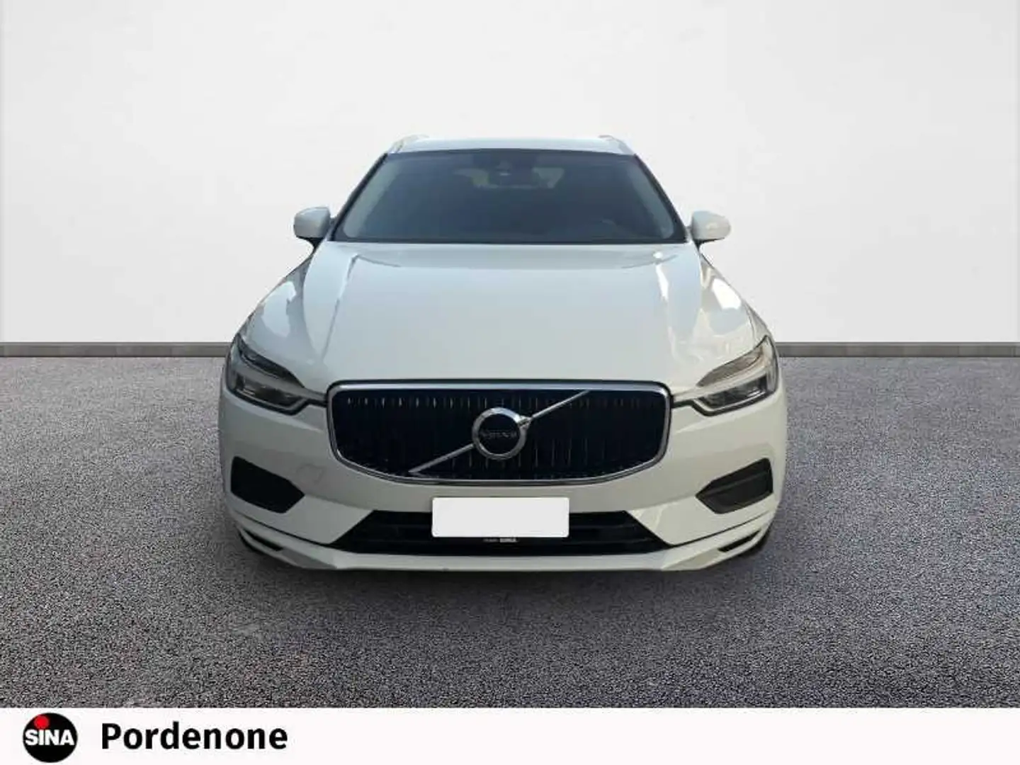 Volvo XC60 2.0 D4 Business Bianco - 2