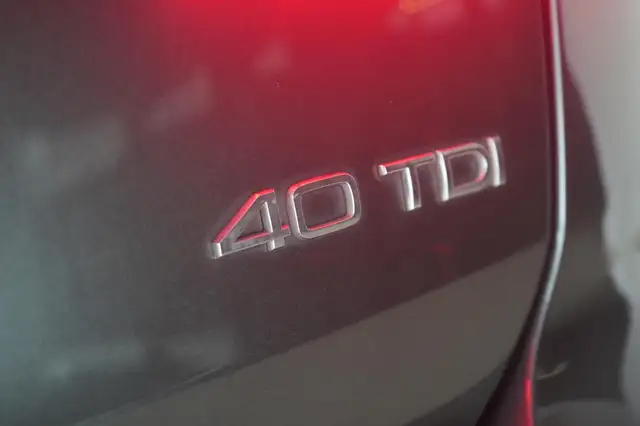 Audi A6 view 9